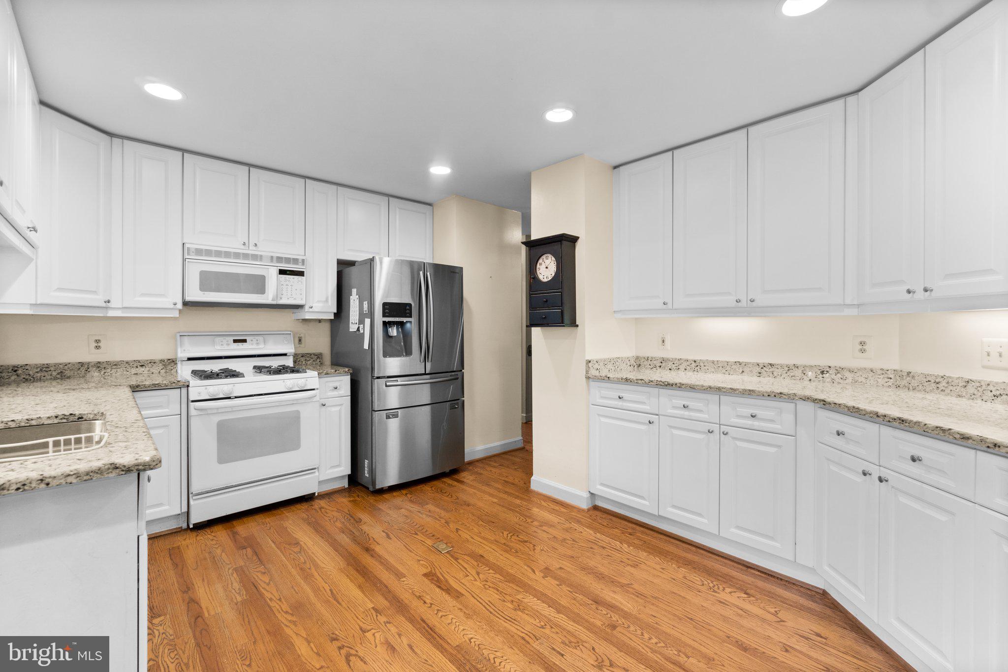 WORMANS MILL - Residential