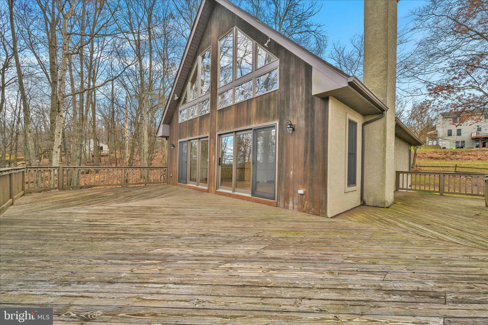 Auburn, Pennsylvania 17922, United States, 4 Bedrooms Bedrooms, ,3 BathroomsBathrooms,Residential,Pending,245297