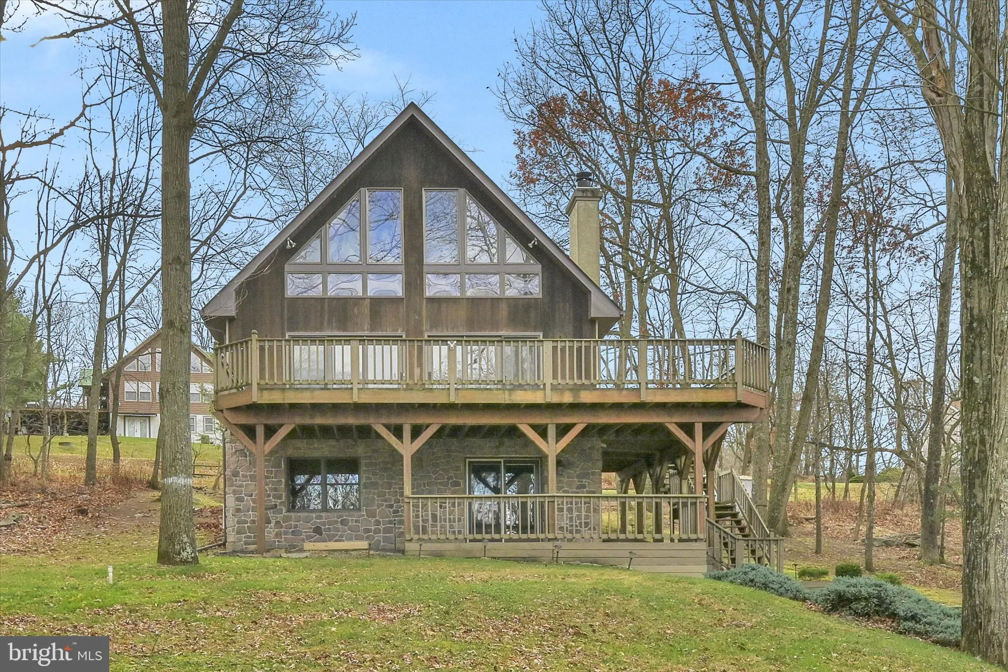 Auburn, Pennsylvania 17922, United States, 4 Bedrooms Bedrooms, ,3 BathroomsBathrooms,Residential,Pending,245297