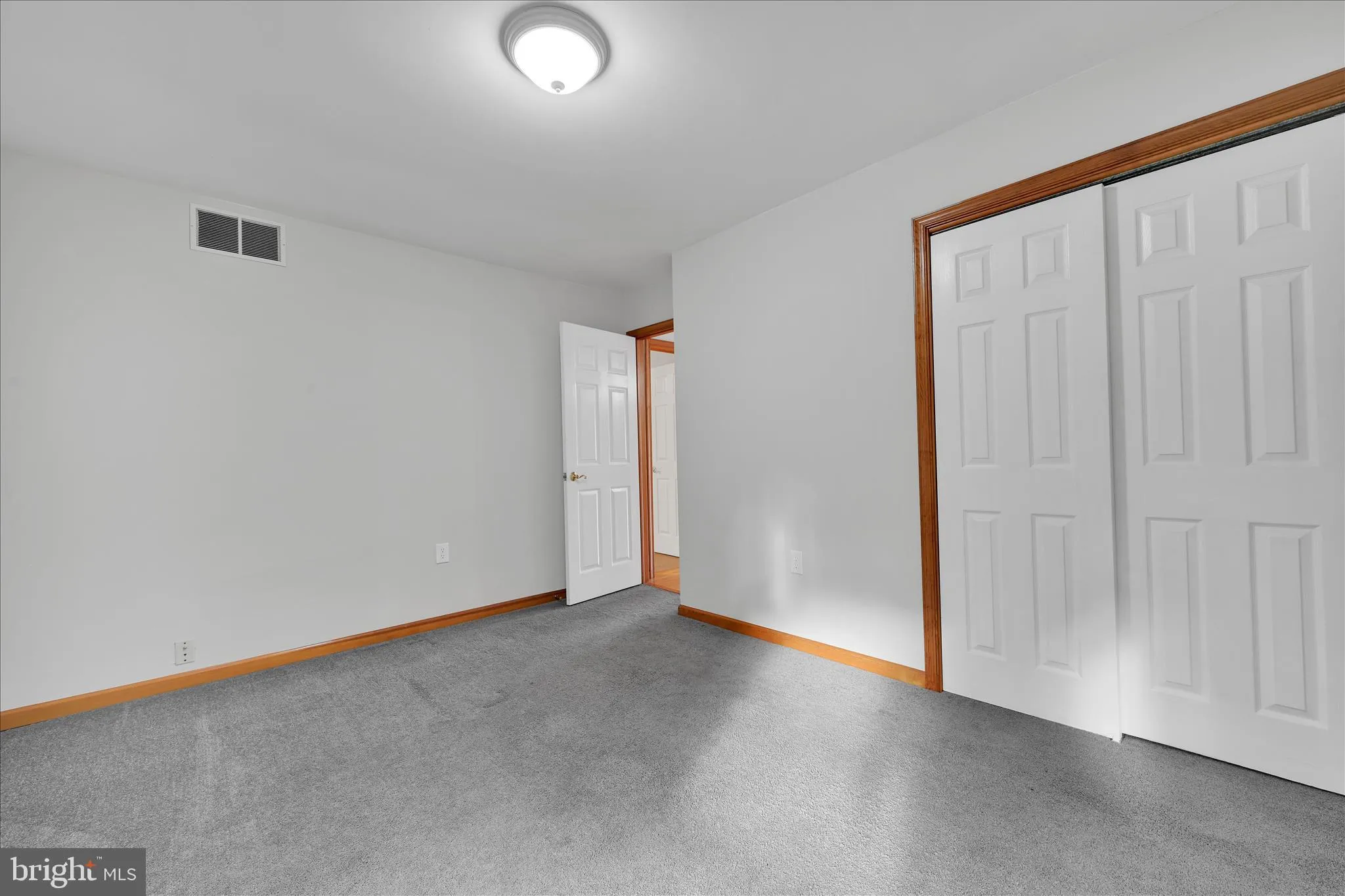 Auburn, Pennsylvania 17922, United States, 4 Bedrooms Bedrooms, ,3 BathroomsBathrooms,Residential,Pending,245297