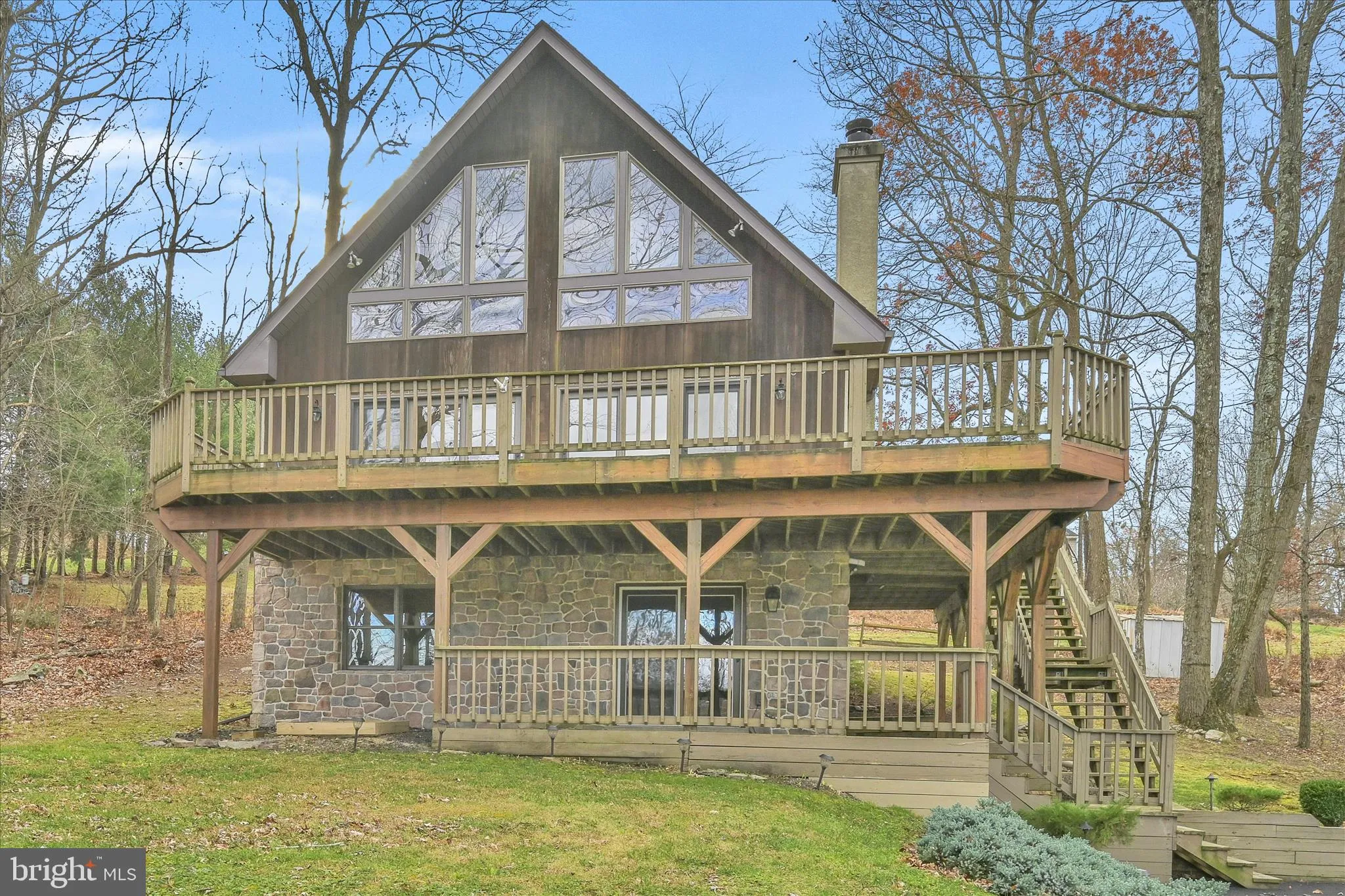 Auburn, Pennsylvania 17922, United States, 4 Bedrooms Bedrooms, ,3 BathroomsBathrooms,Residential,Pending,245297