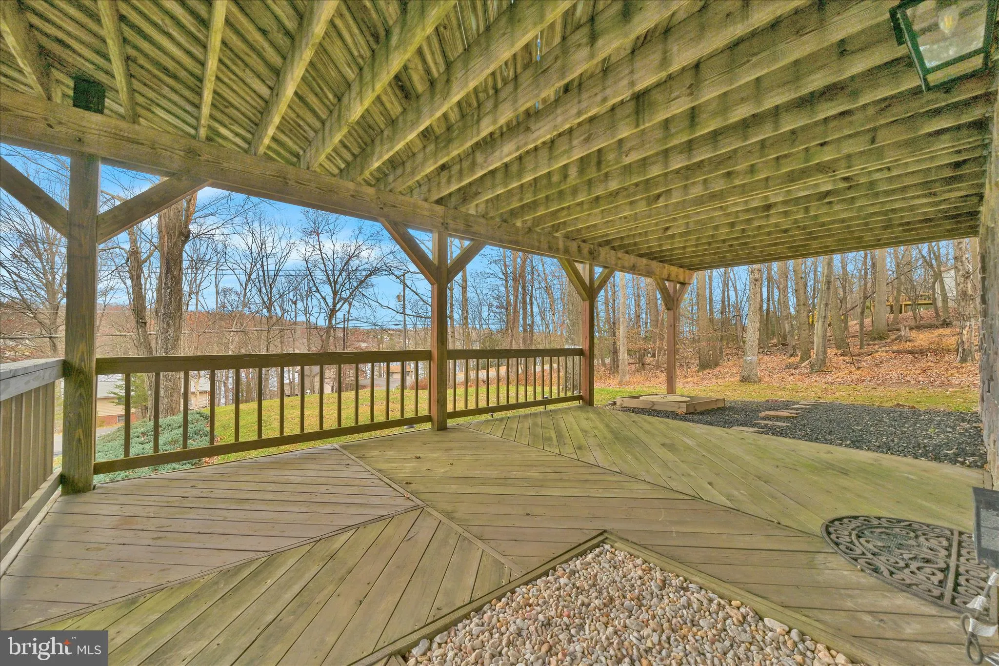 Auburn, Pennsylvania 17922, United States, 4 Bedrooms Bedrooms, ,3 BathroomsBathrooms,Residential,Pending,245297