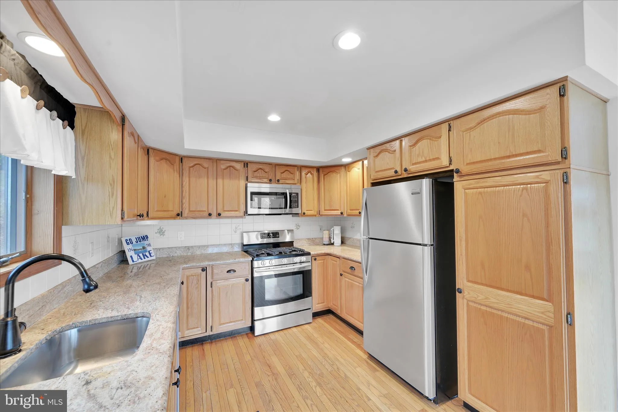 Auburn, Pennsylvania 17922, United States, 4 Bedrooms Bedrooms, ,3 BathroomsBathrooms,Residential,Pending,245297