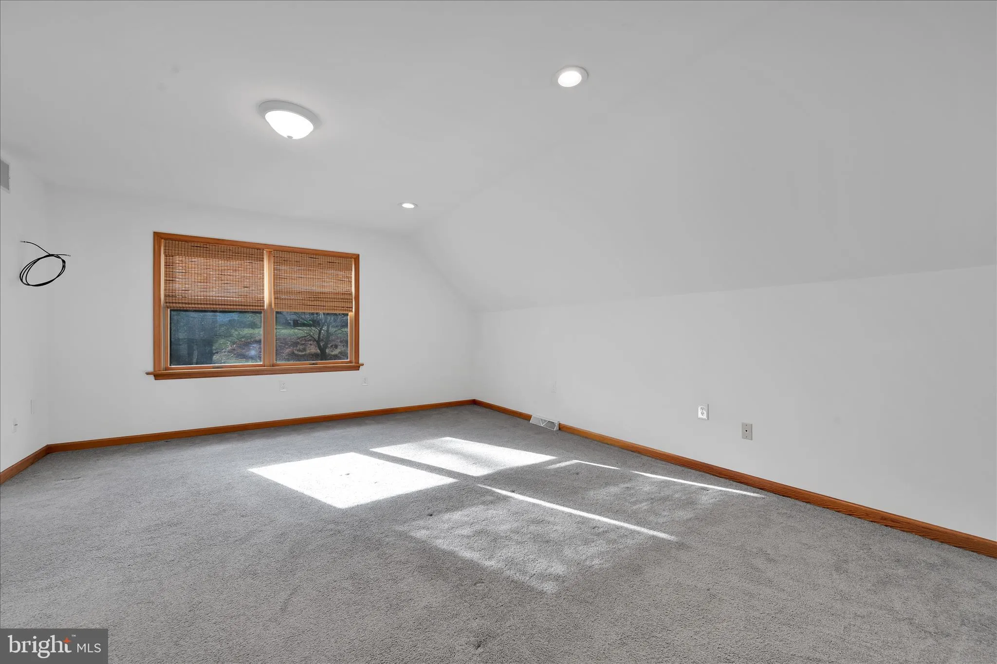 Auburn, Pennsylvania 17922, United States, 4 Bedrooms Bedrooms, ,3 BathroomsBathrooms,Residential,Pending,245297