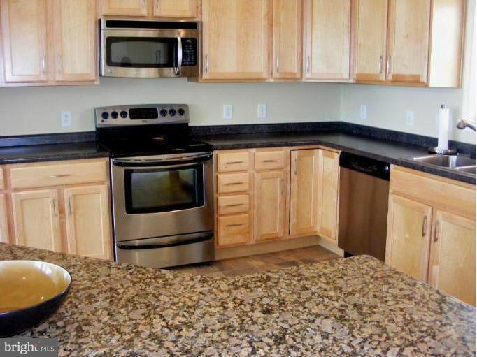 CROSSINGS ON THE POTOMAC - Residential