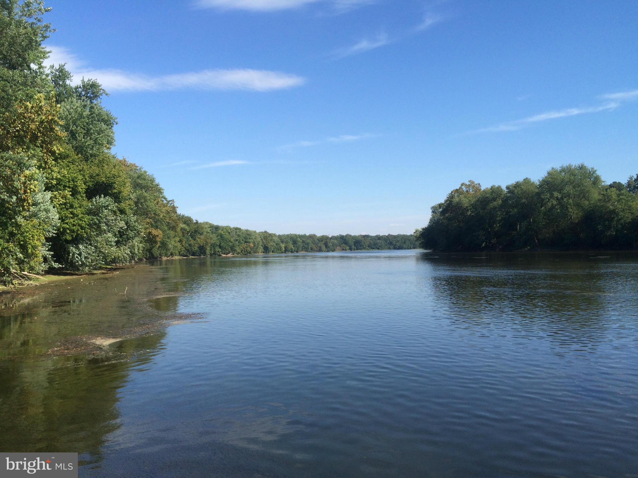 CROSSINGS ON THE POTOMAC - Residential