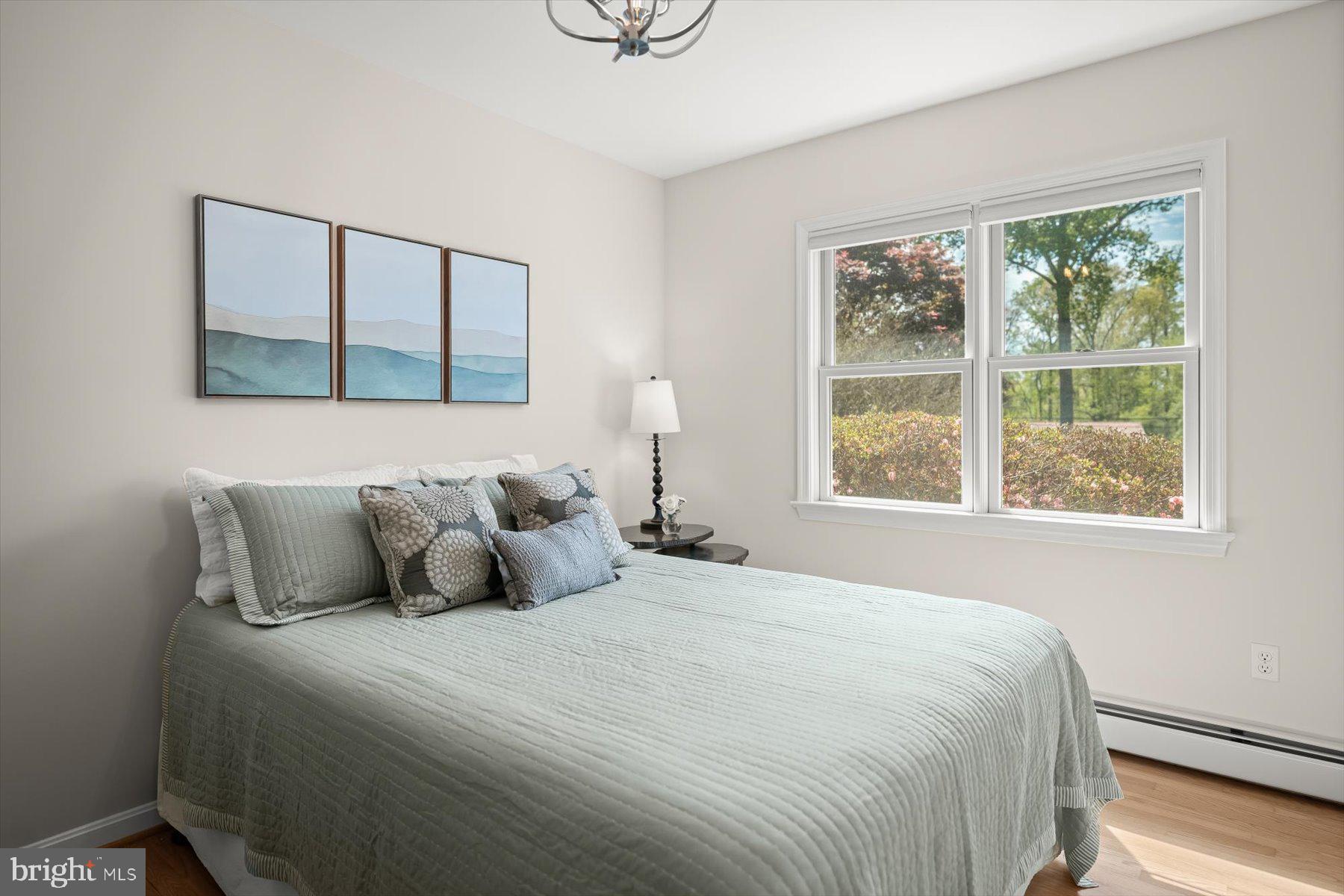 SHADY KNOLLS - Residential