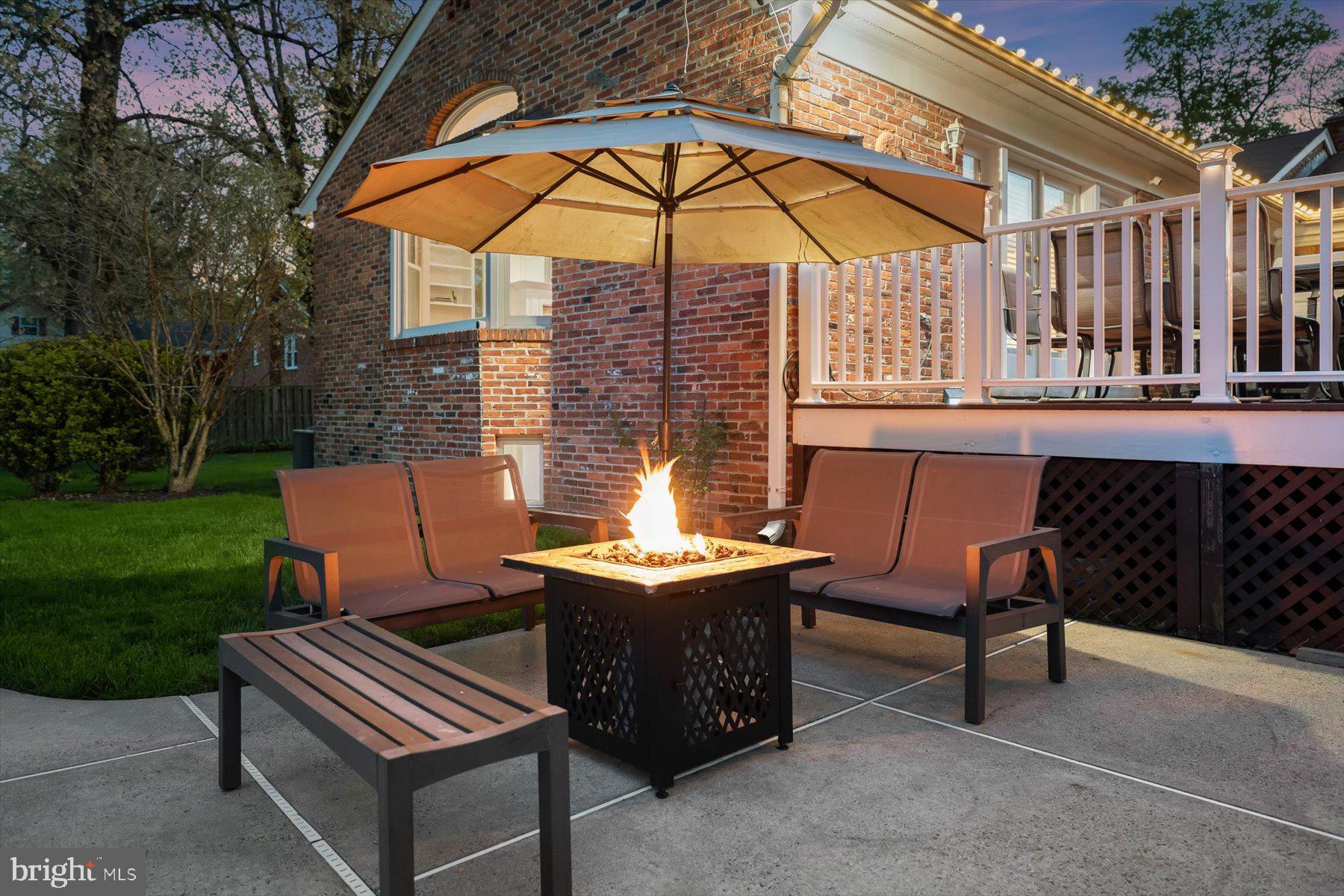 SHADY KNOLLS - Residential