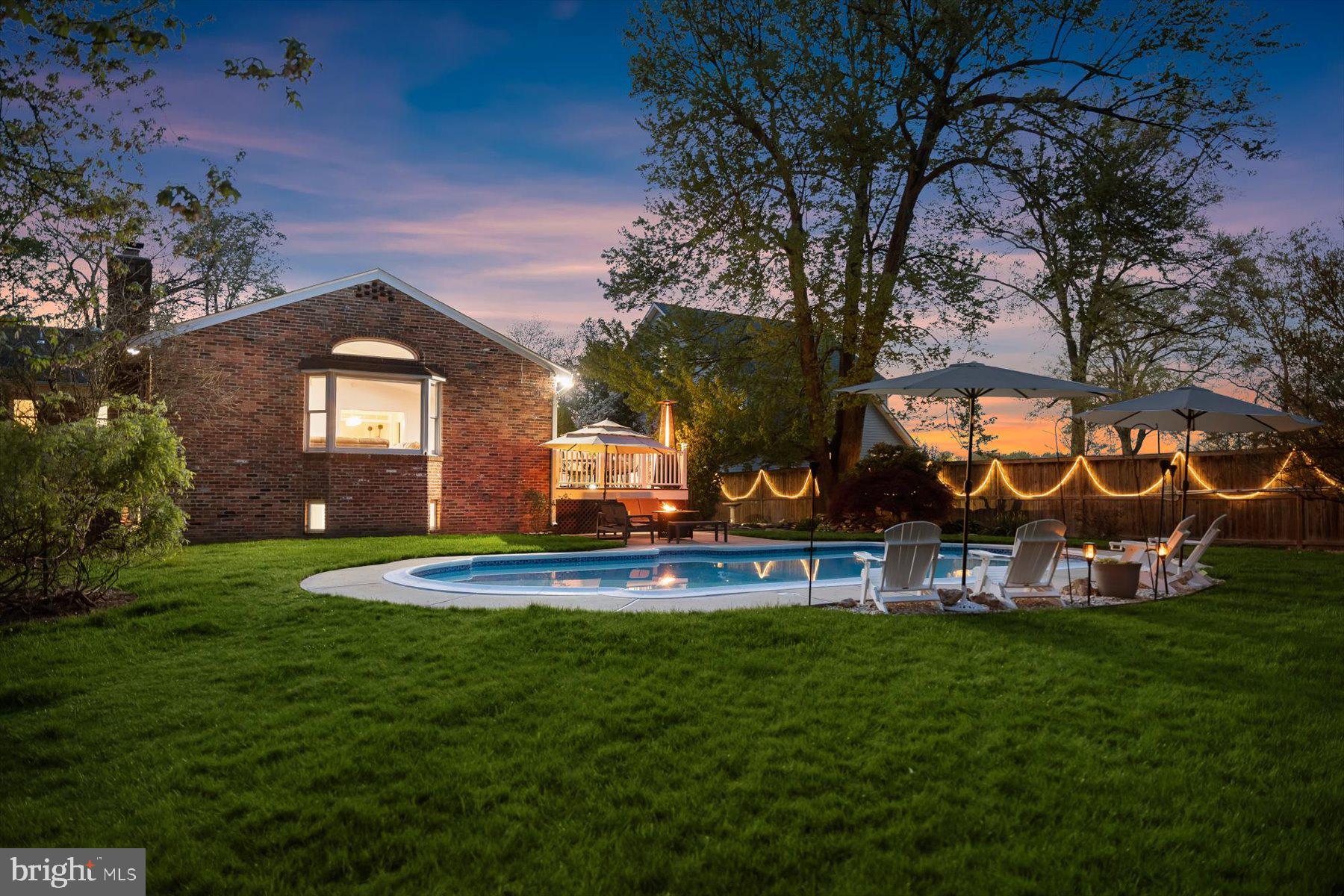 SHADY KNOLLS - Residential