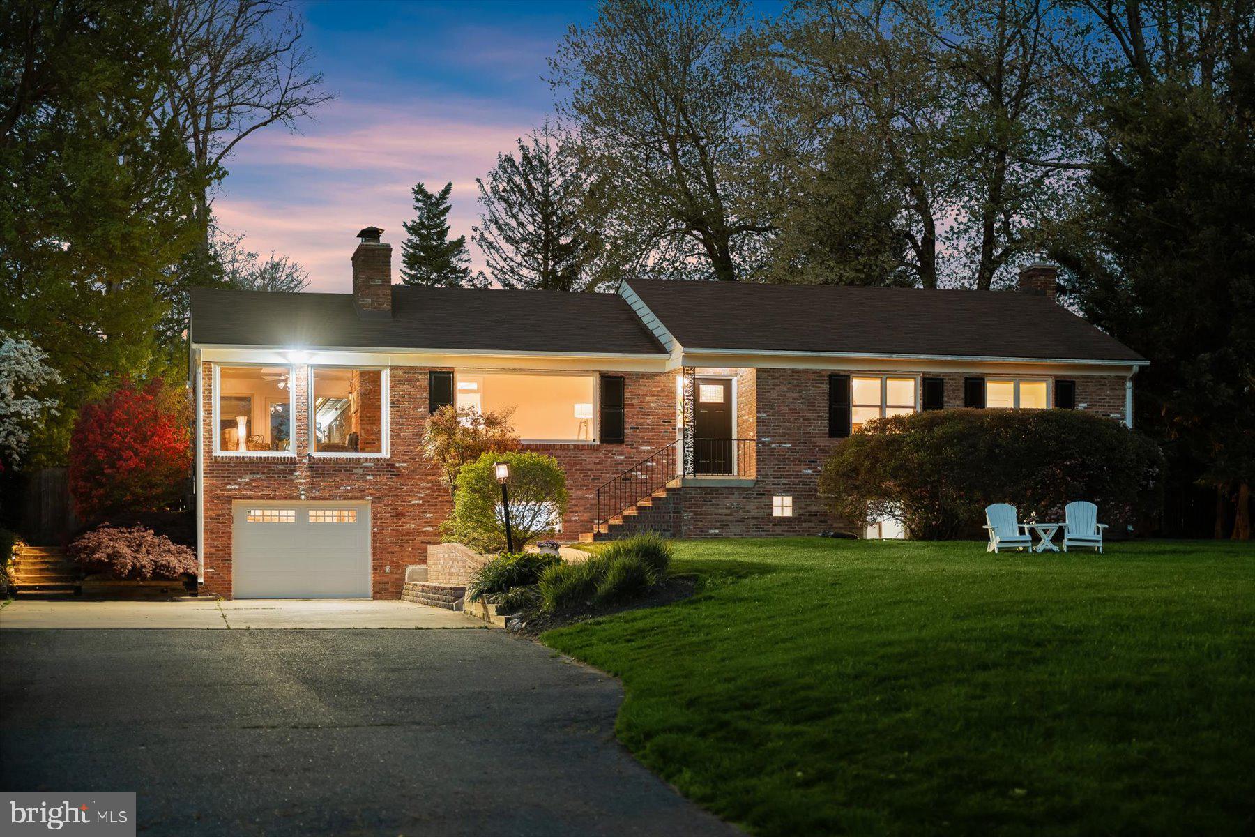 SHADY KNOLLS - Residential