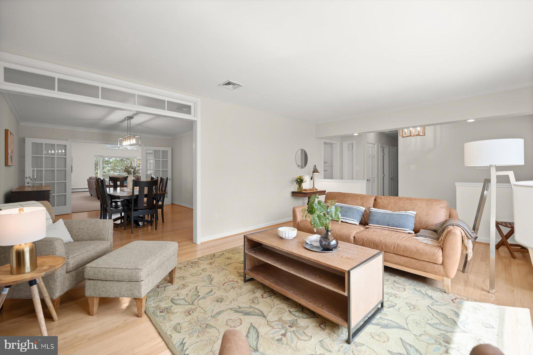 SHADY KNOLLS - Residential