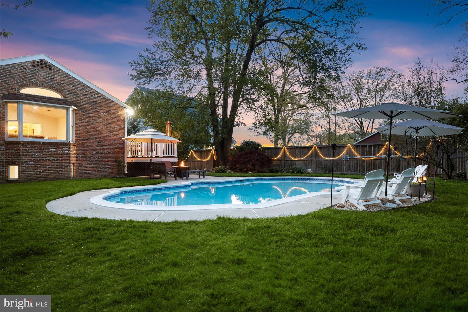 SHADY KNOLLS - Residential