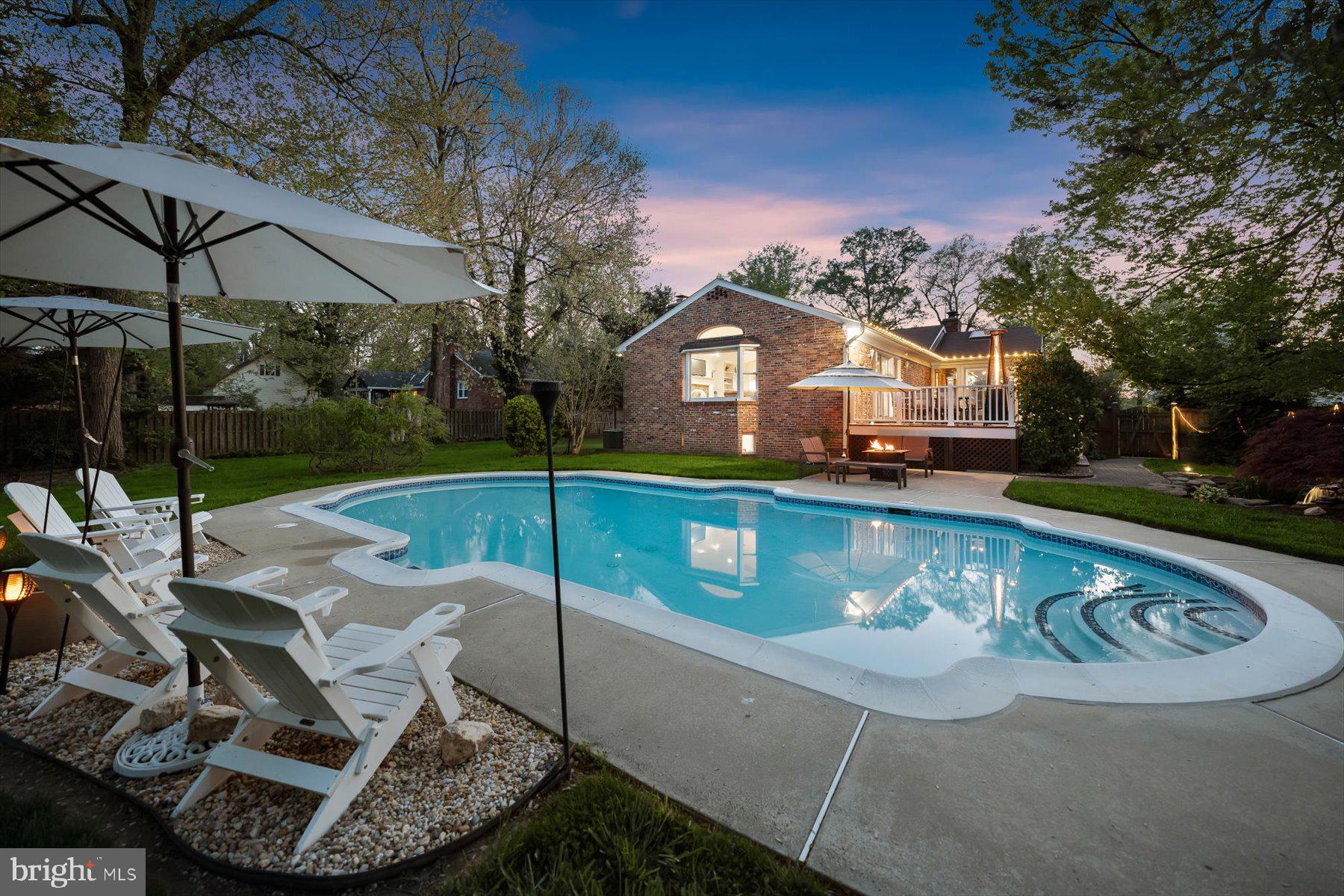 SHADY KNOLLS - Residential