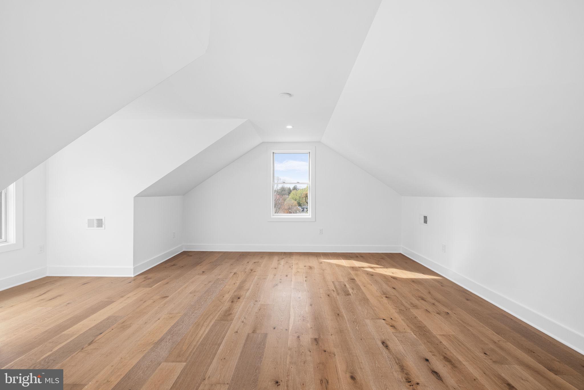 FOSTORIA - Residential