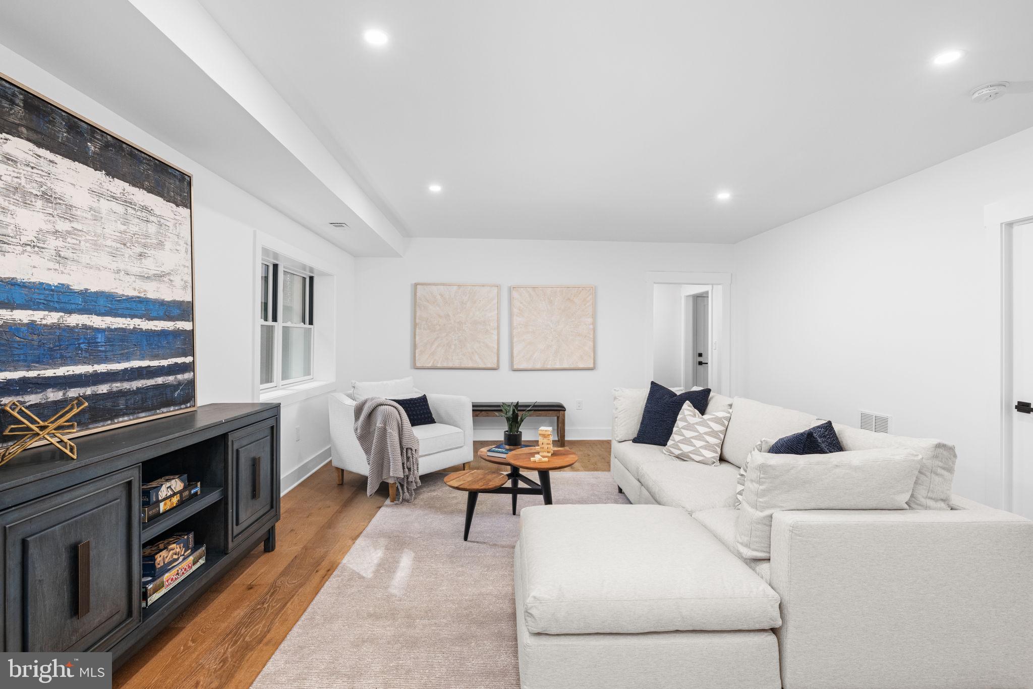 FOSTORIA - Residential