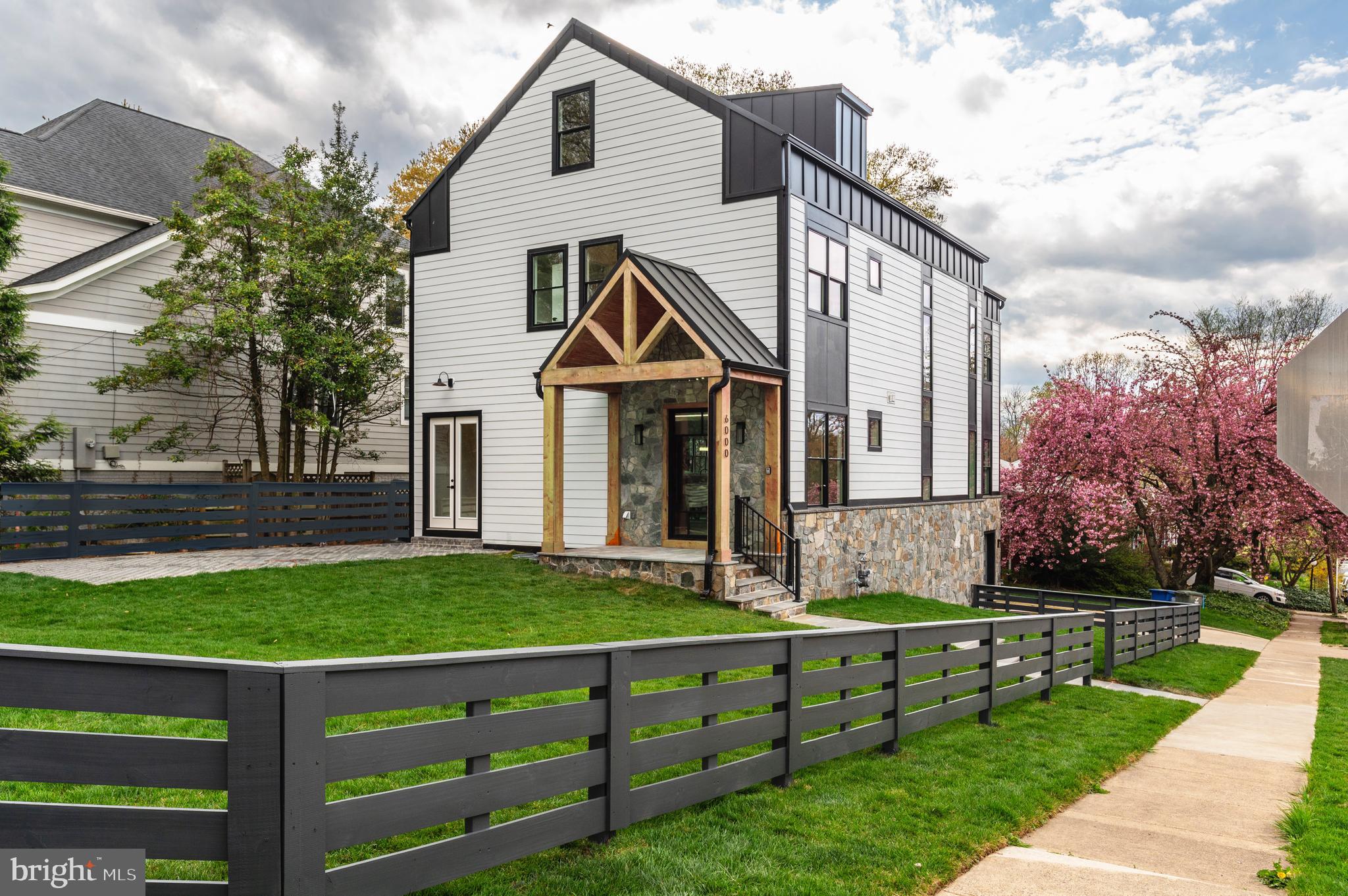 FOSTORIA - Residential