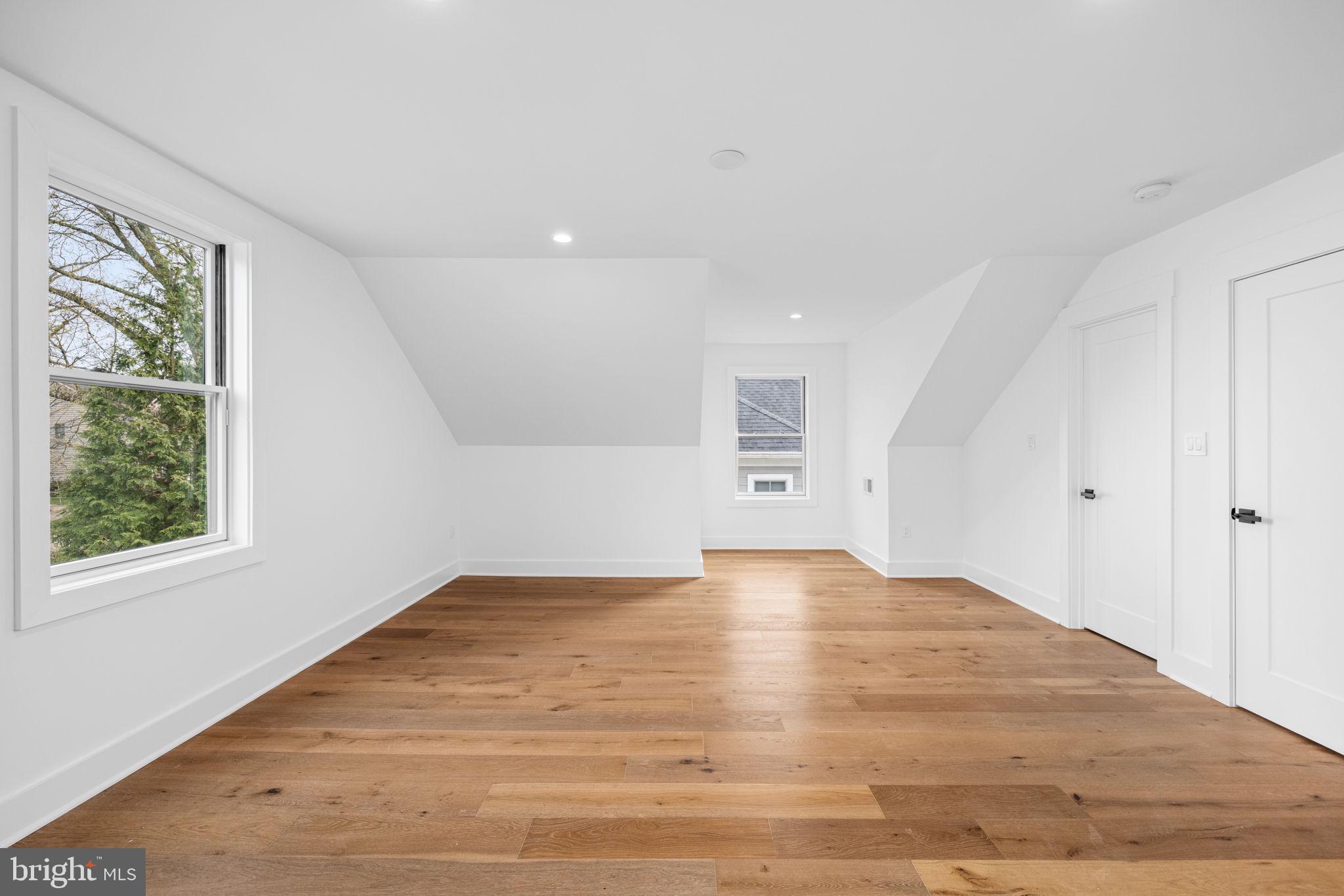 FOSTORIA - Residential