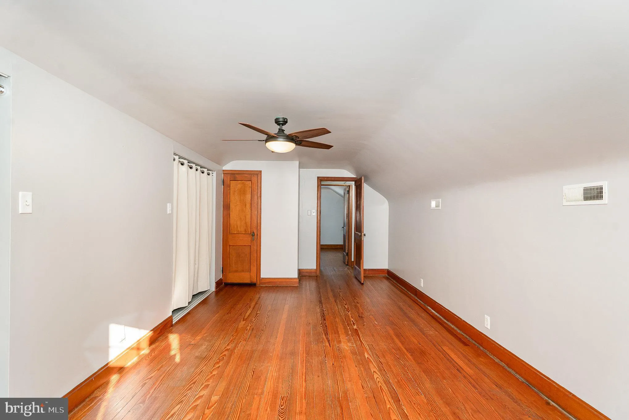 Harrisburg, Pennsylvania 17109, United States, 4 Bedrooms Bedrooms, ,2 BathroomsBathrooms,Residential,Pending,13523