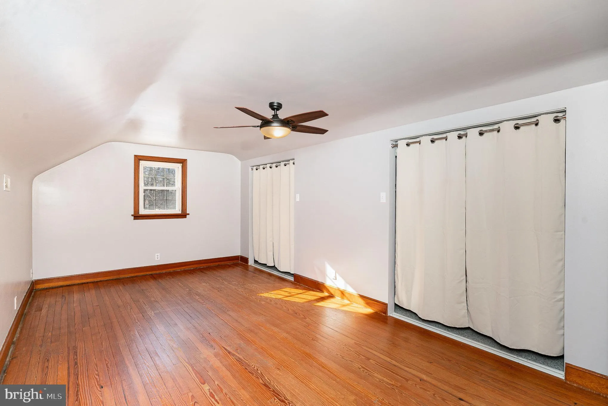 Harrisburg, Pennsylvania 17109, United States, 4 Bedrooms Bedrooms, ,2 BathroomsBathrooms,Residential,Pending,13523