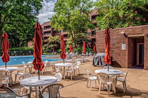 COFFEE RUN - Residential