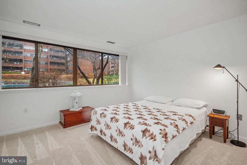 COFFEE RUN - Residential