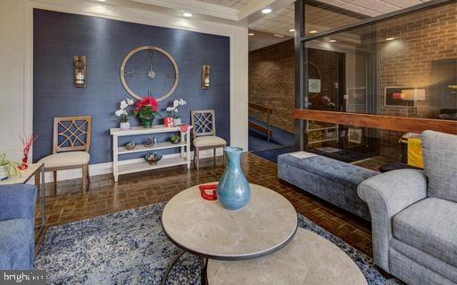 COFFEE RUN - Residential