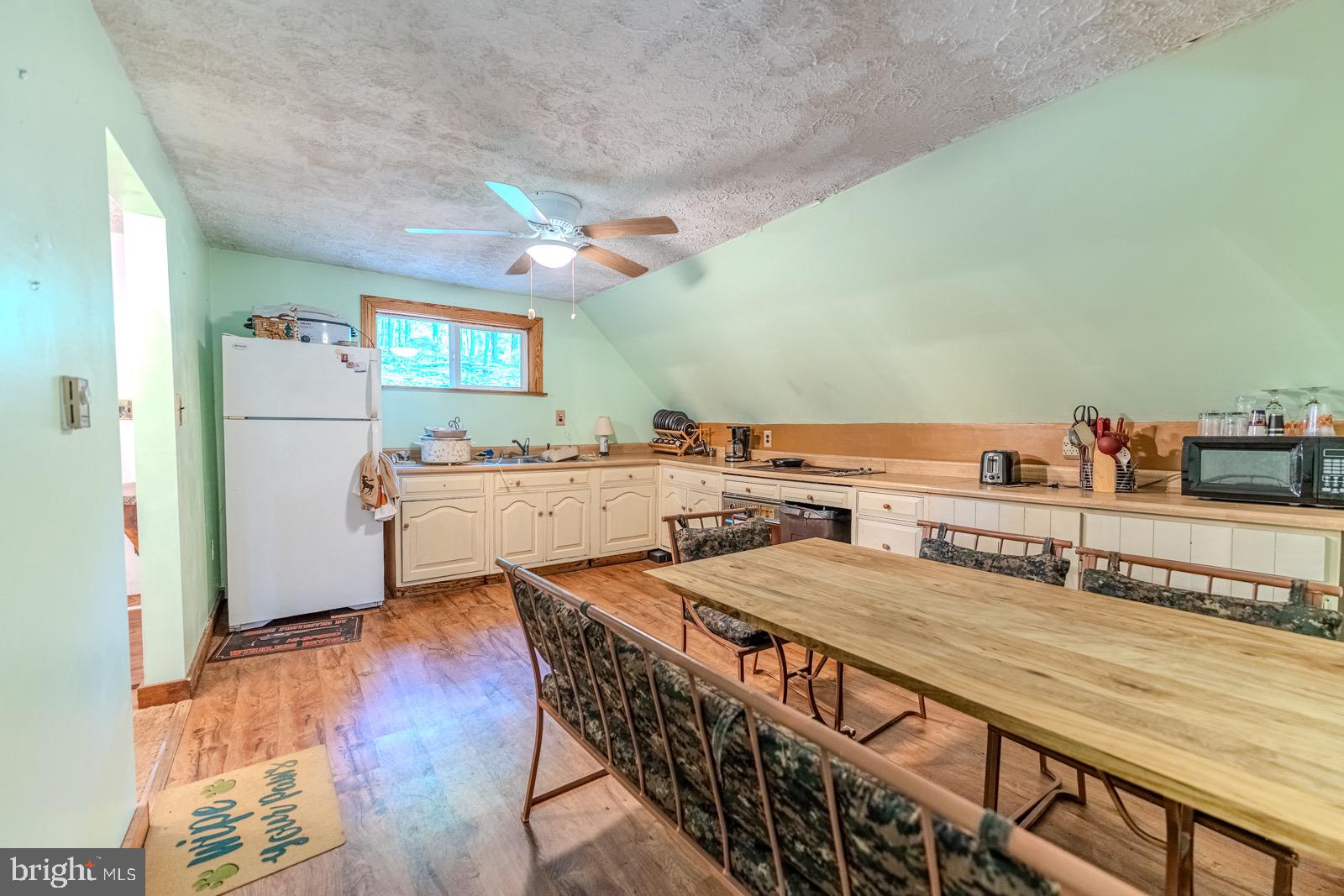 CEDAR RUN - Residential