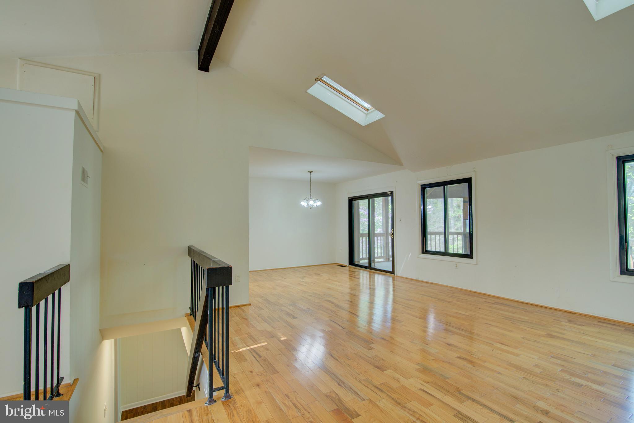 LAKE RIDGE - Residential