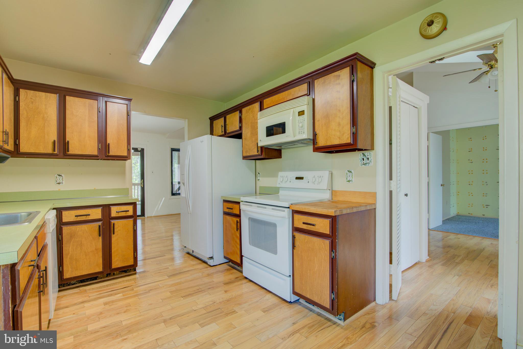 LAKE RIDGE - Residential