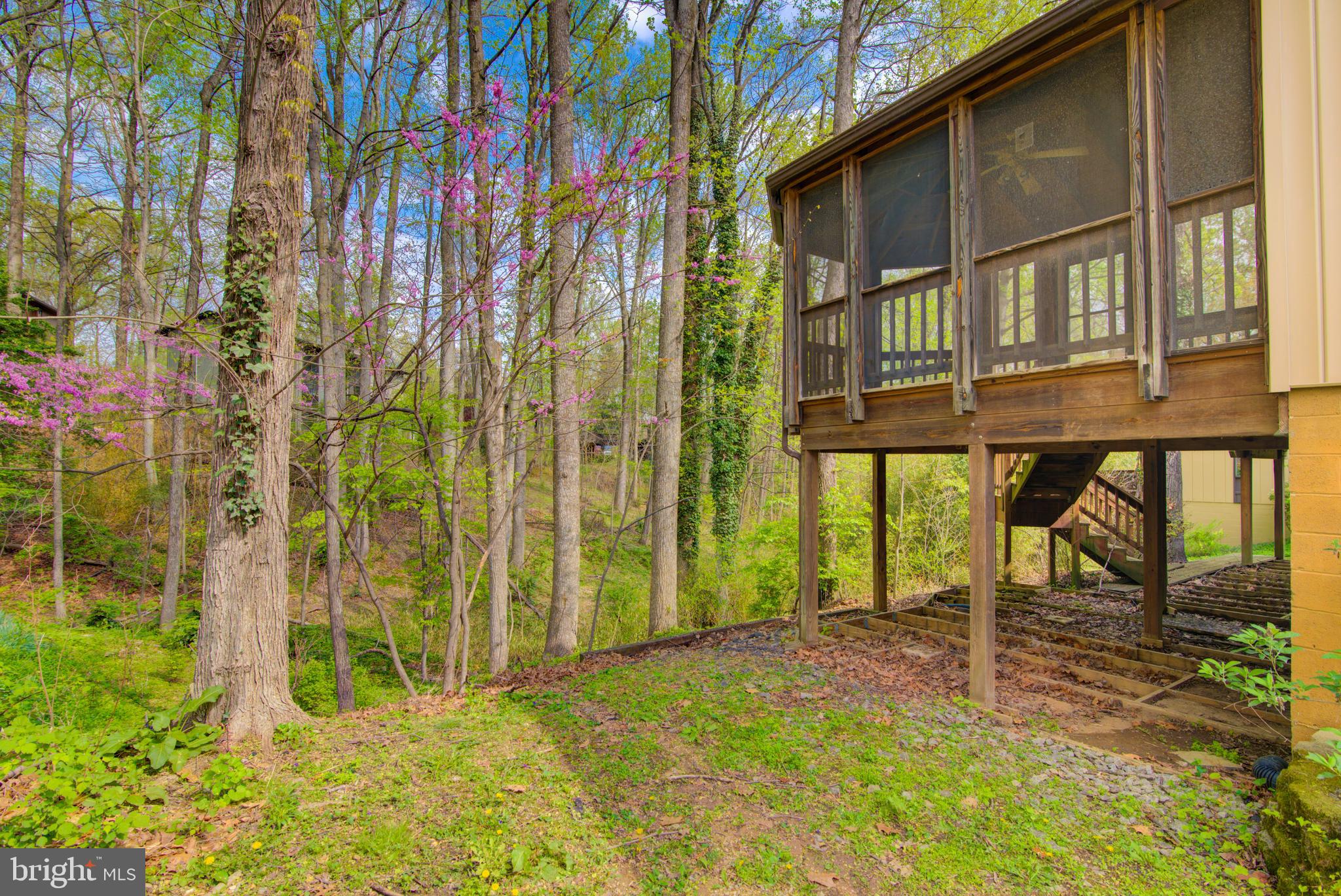 LAKE RIDGE - Residential