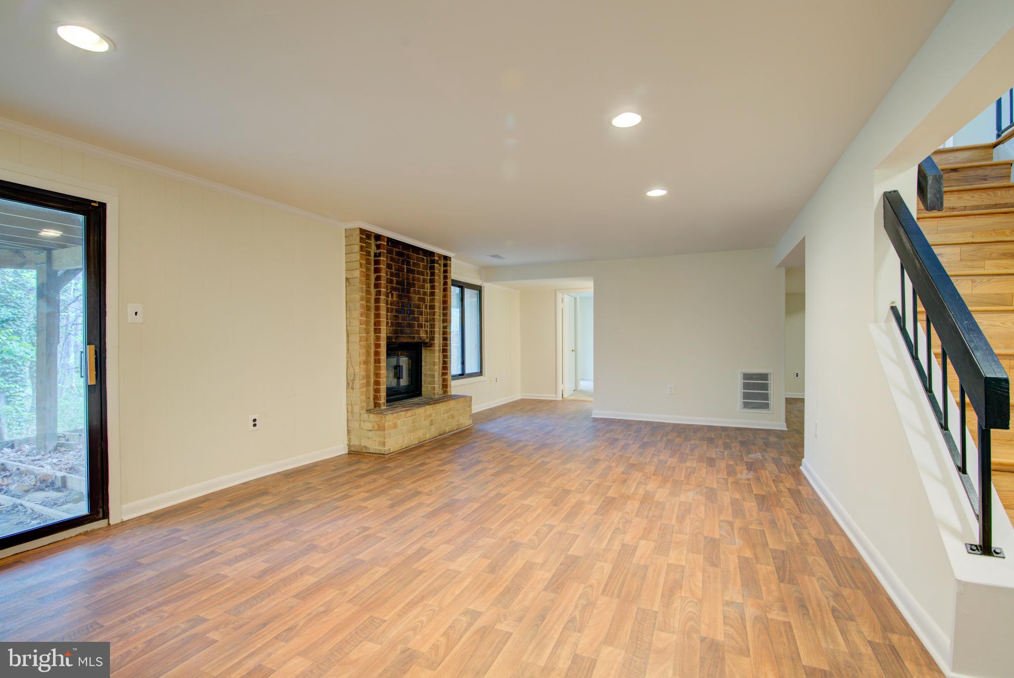 LAKE RIDGE - Residential