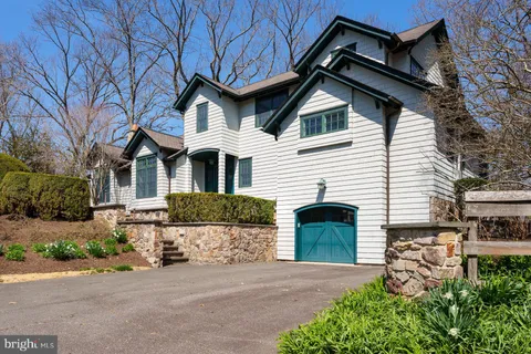 454 Federal City Road, Pennington, NJ MLS: NJME2075370