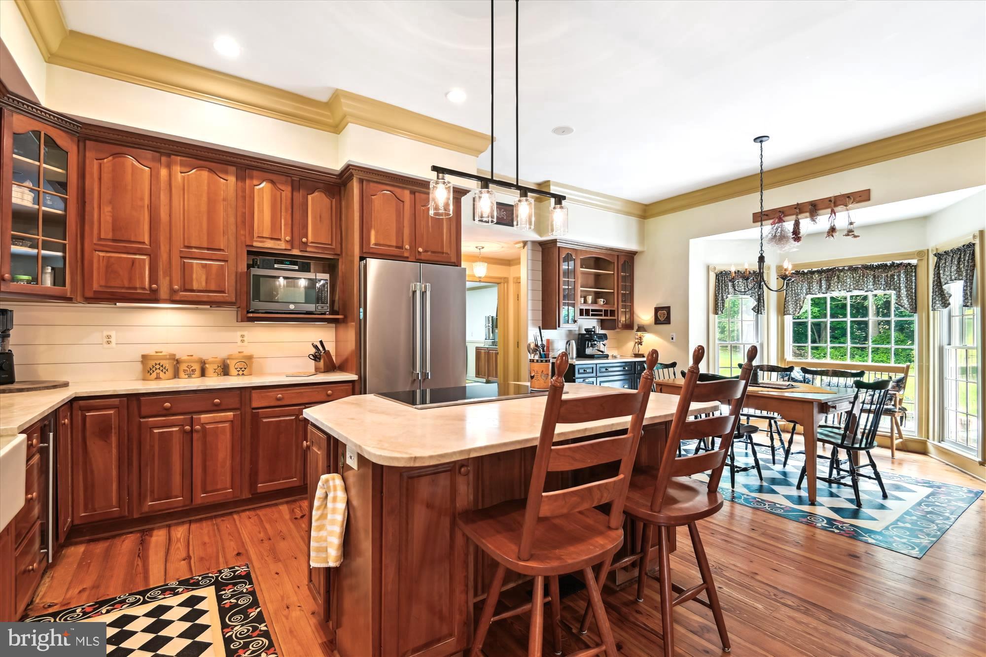 TWIN HILLS - Residential