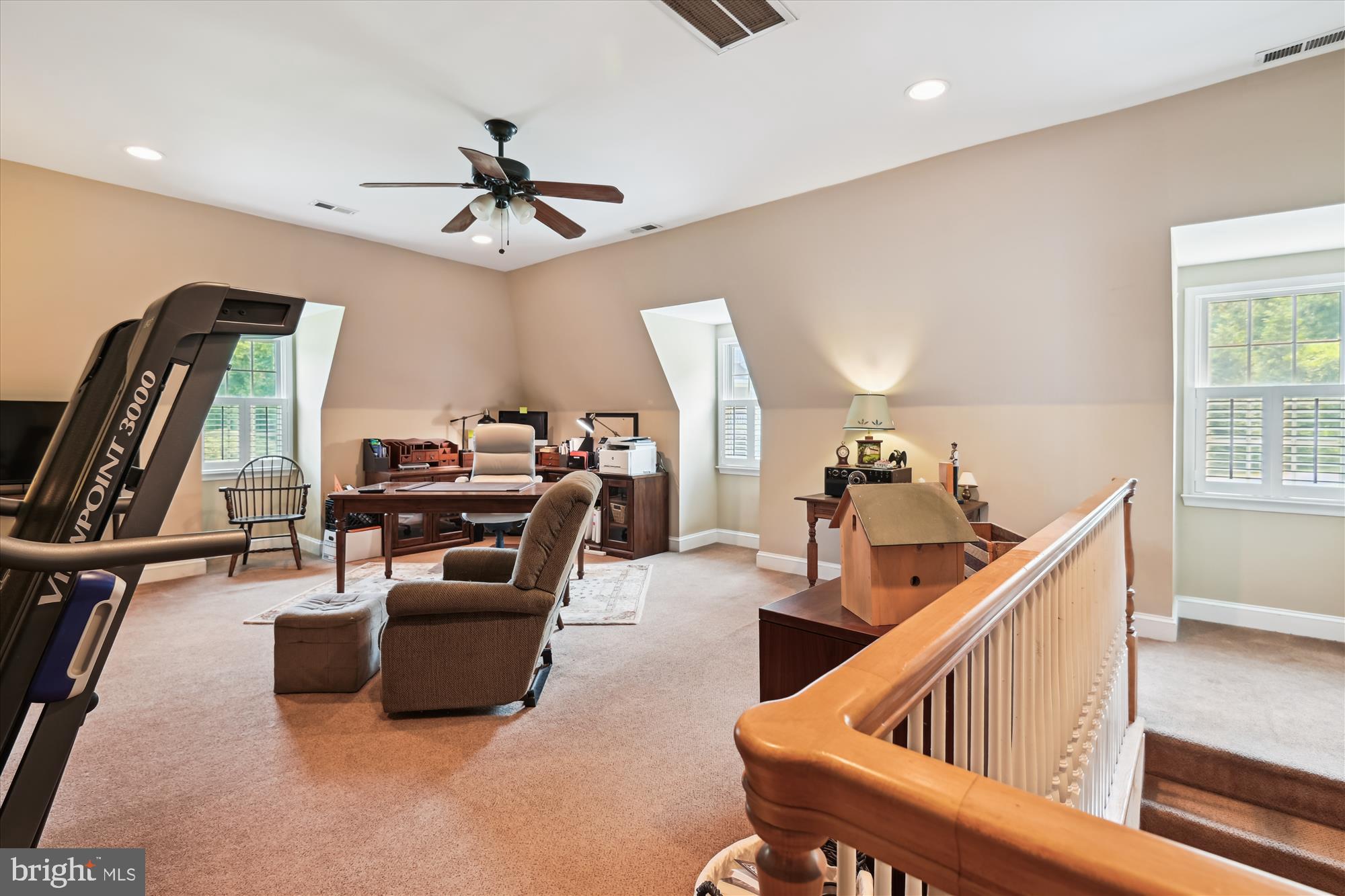 TWIN HILLS - Residential
