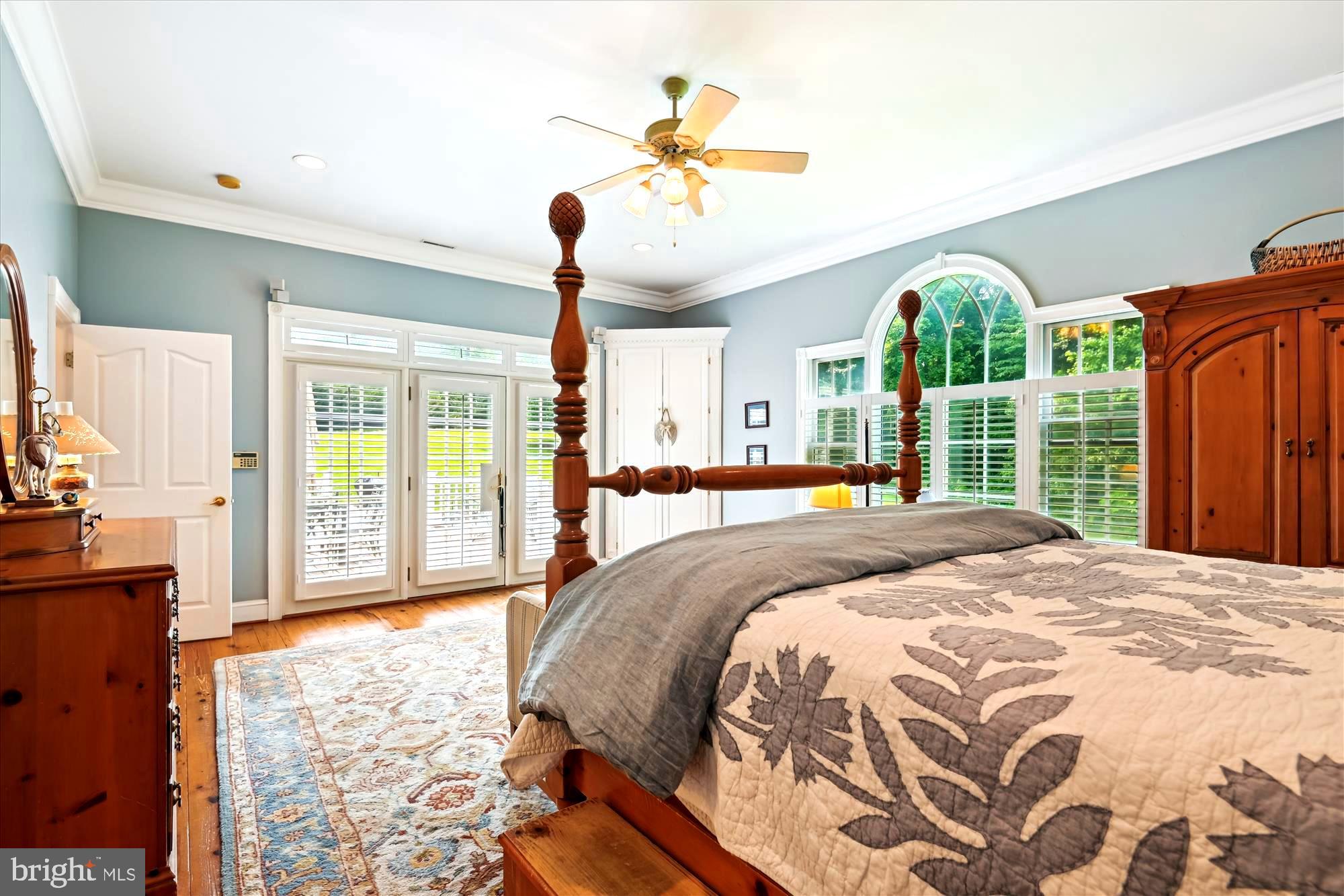 TWIN HILLS - Residential