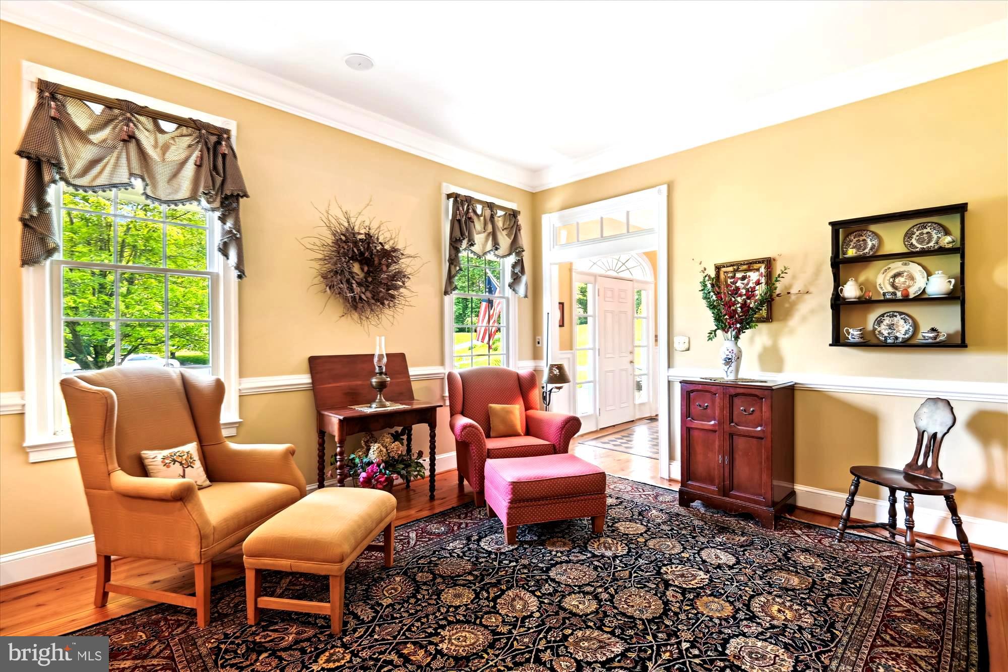 TWIN HILLS - Residential