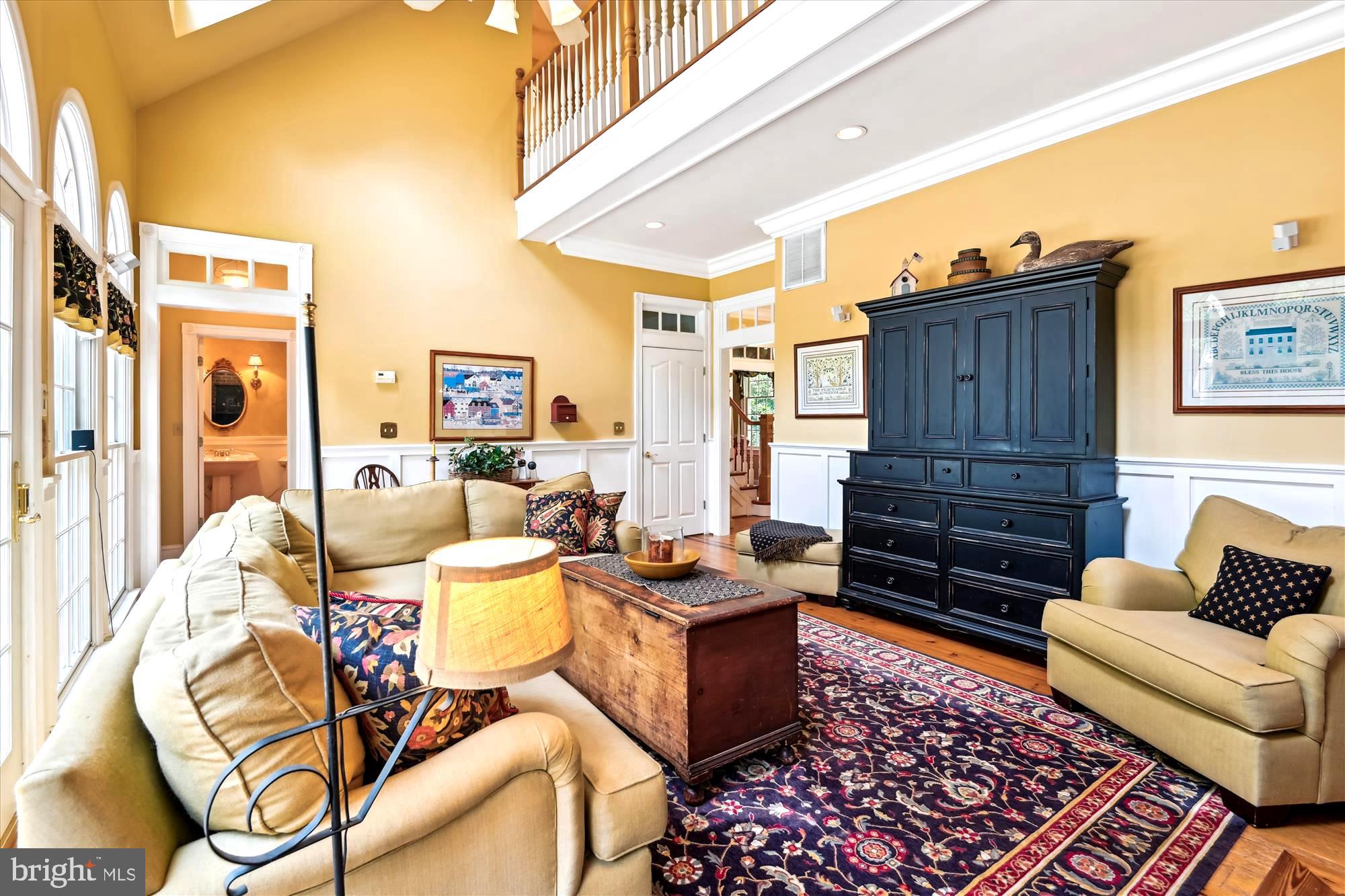 TWIN HILLS - Residential