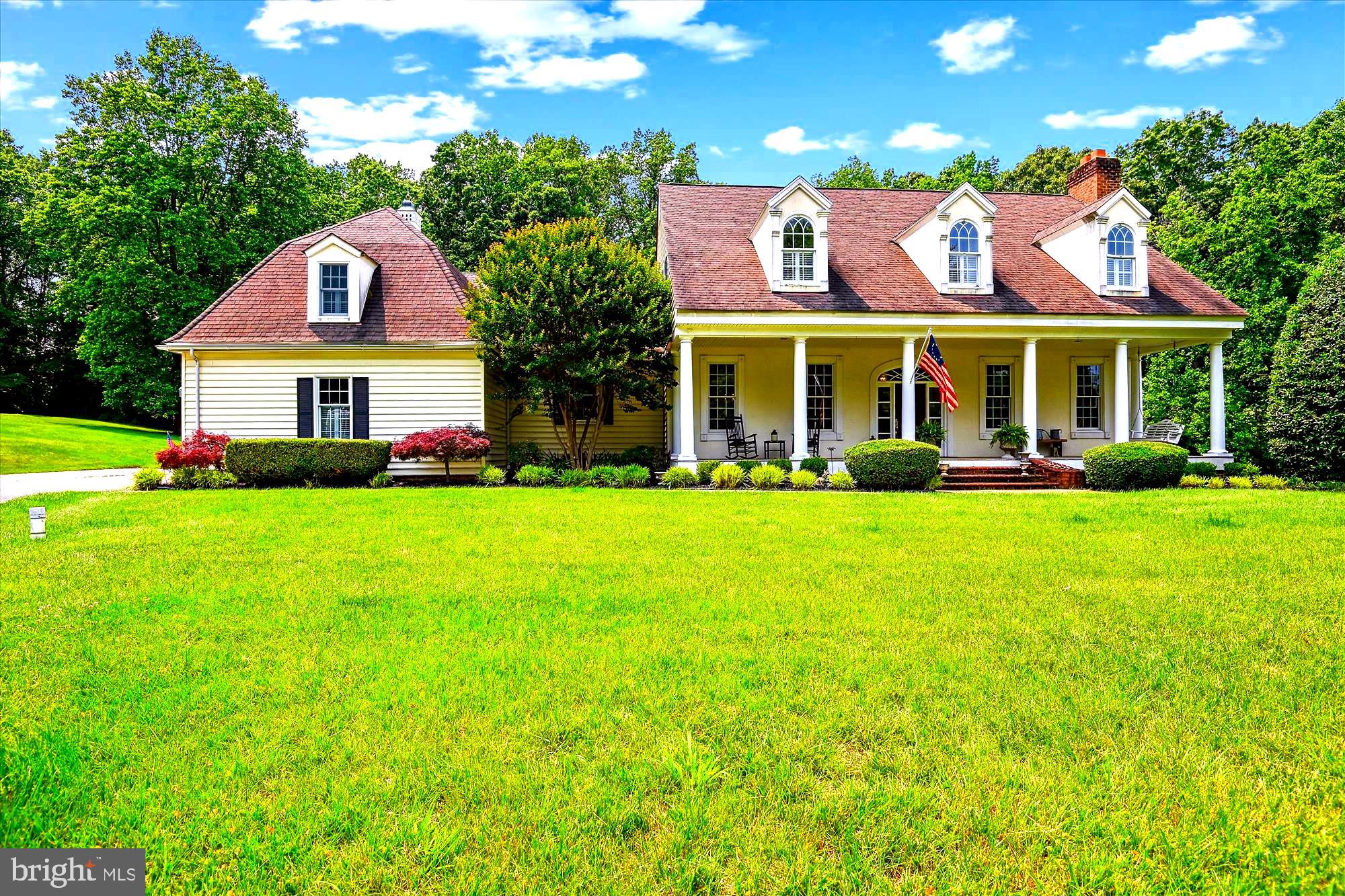 TWIN HILLS - Residential