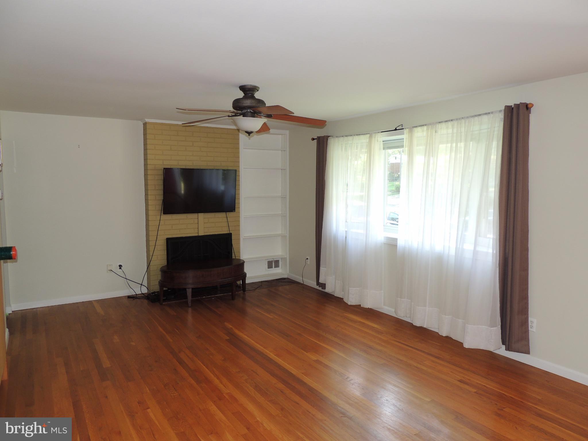 LORD FAIRFAX ESTATES - Residential Lease