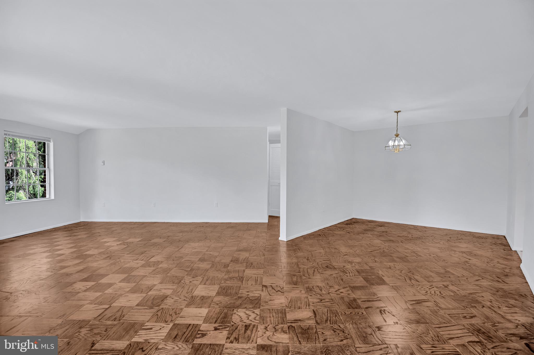 KENWOOD PLACE - Residential