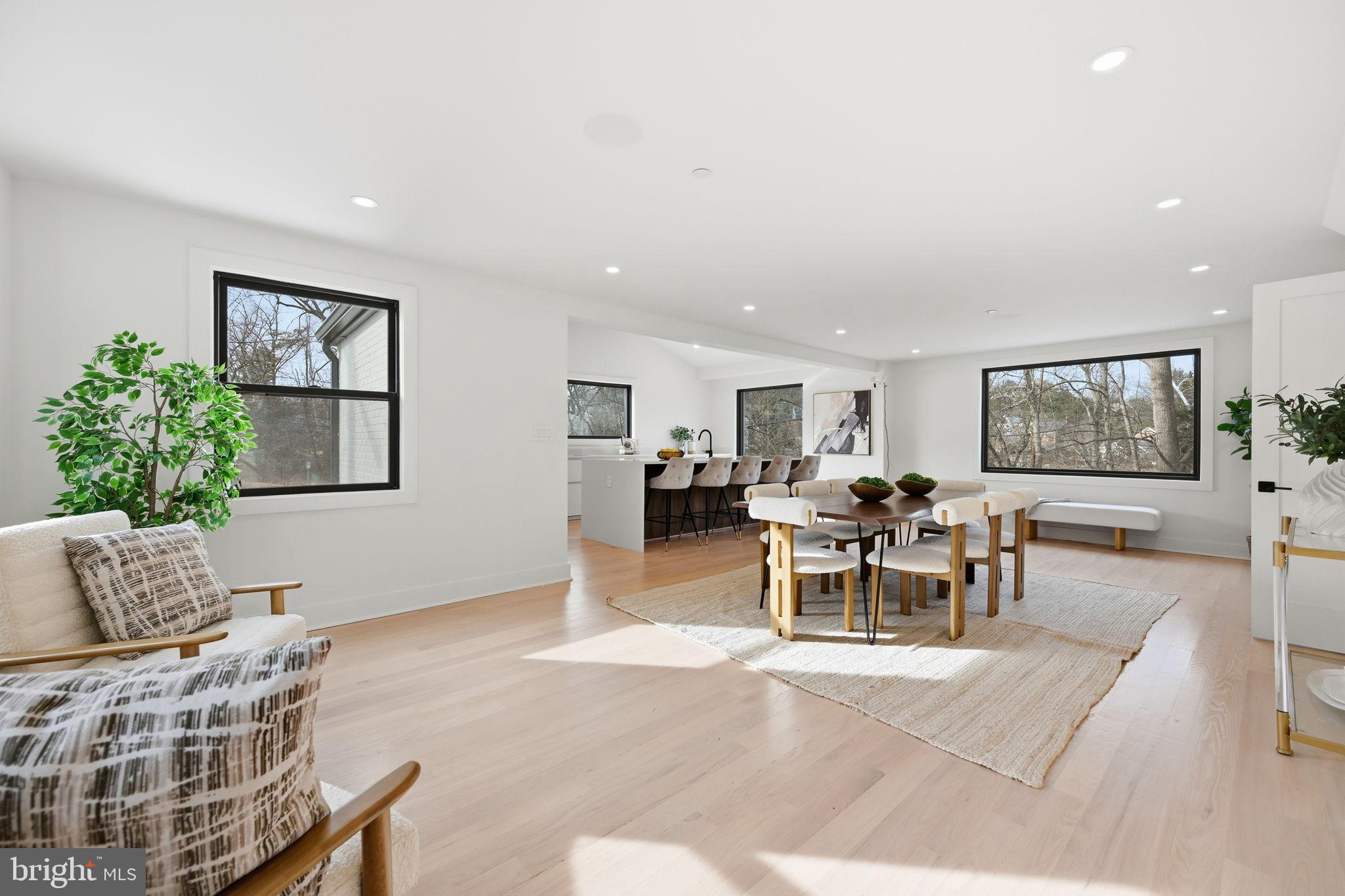 LOCUST HILL ESTATES - Residential