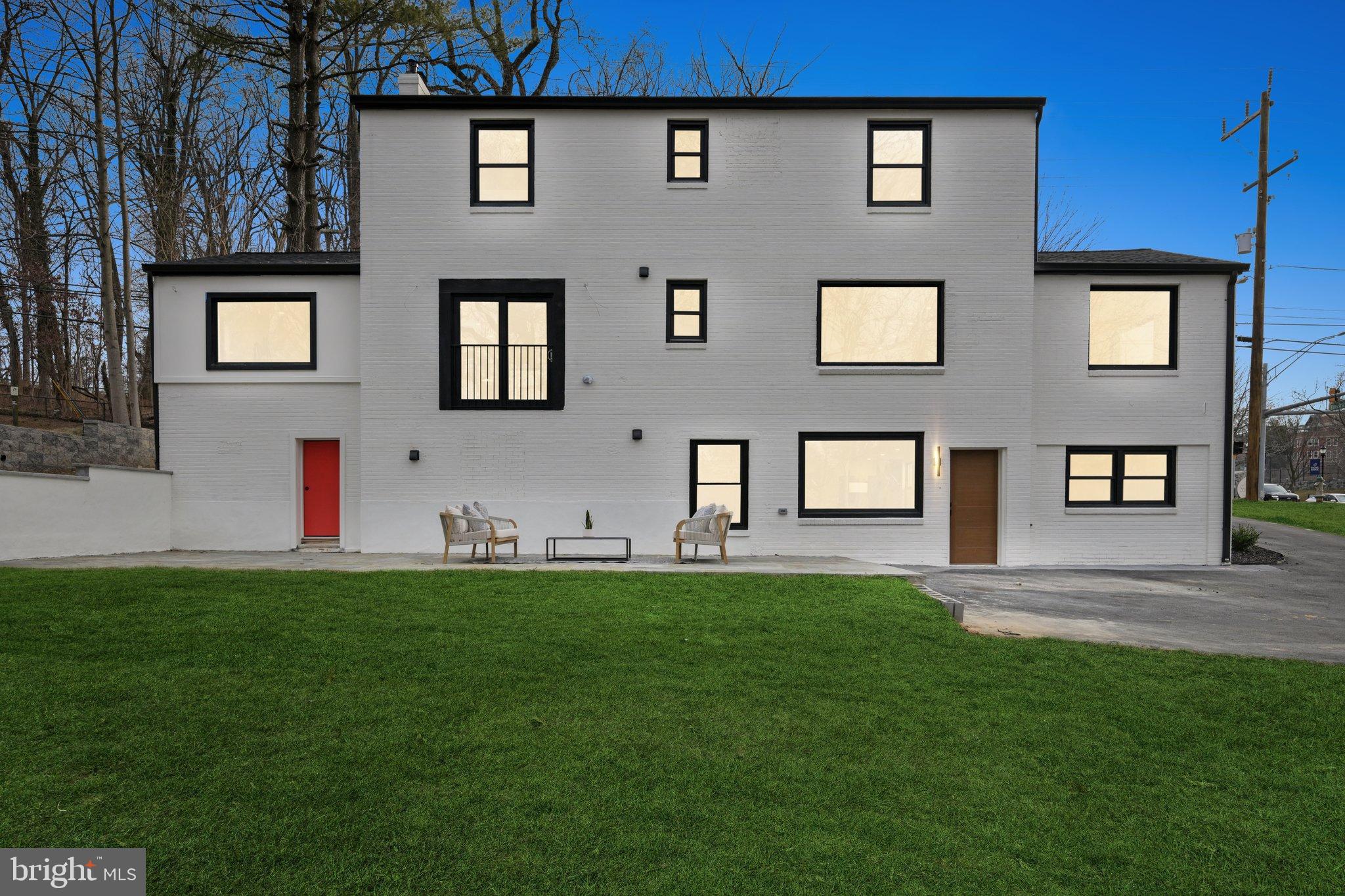 LOCUST HILL ESTATES - Residential