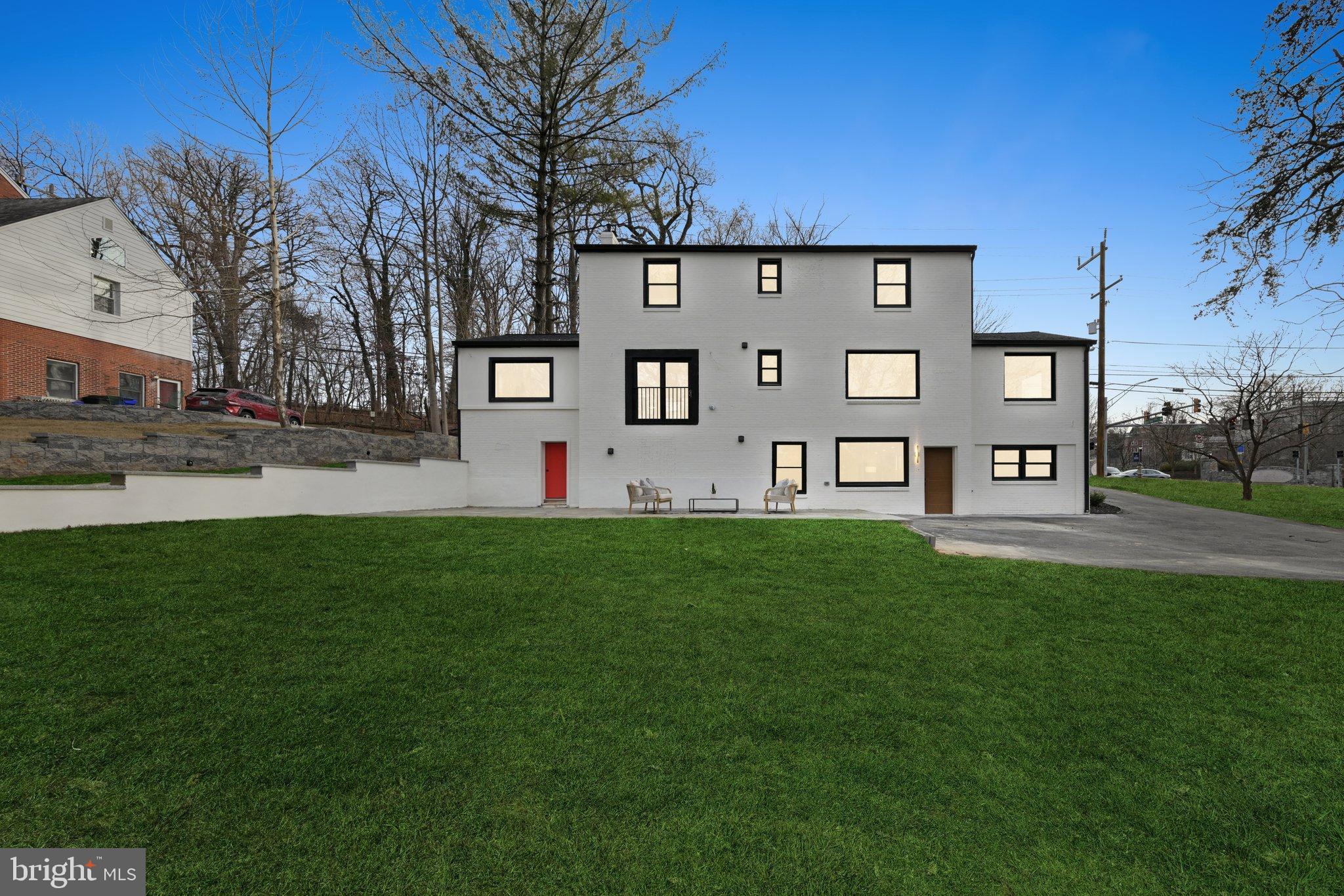 LOCUST HILL ESTATES - Residential