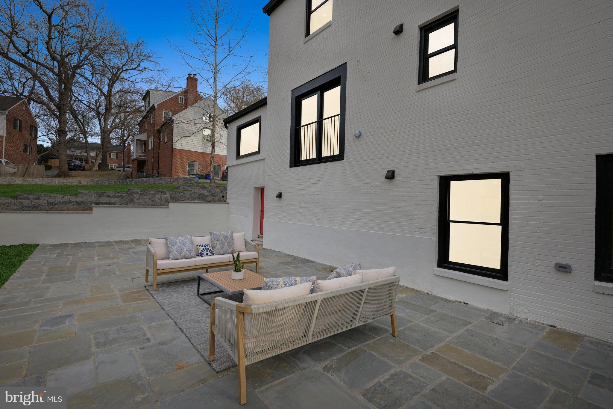 LOCUST HILL ESTATES - Residential