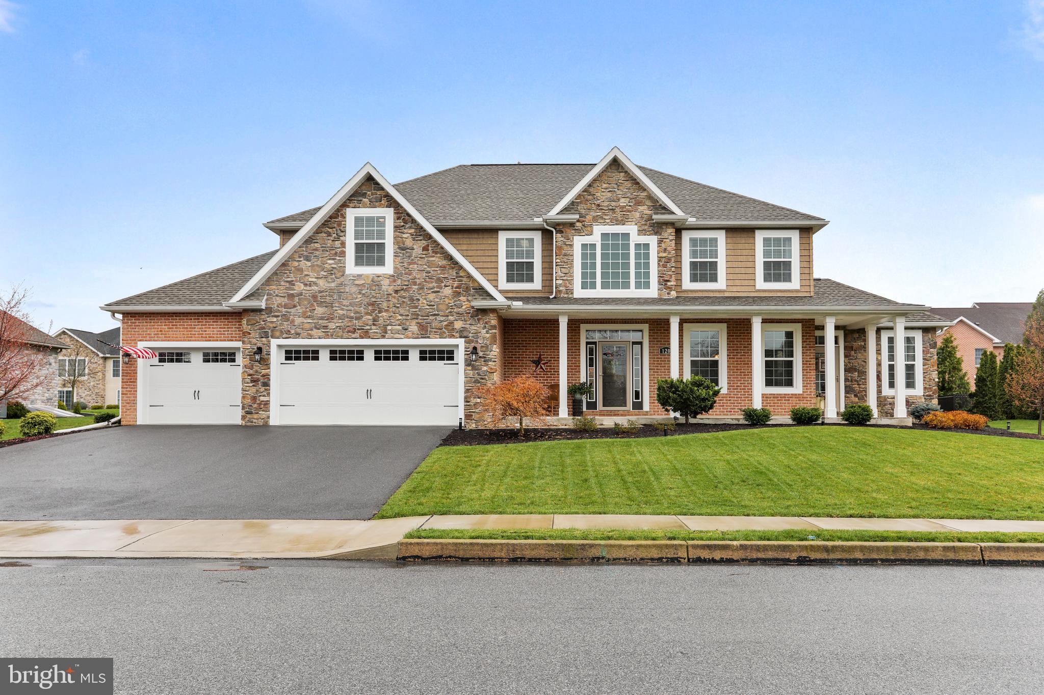 HERITAGE ESTATES - Residential