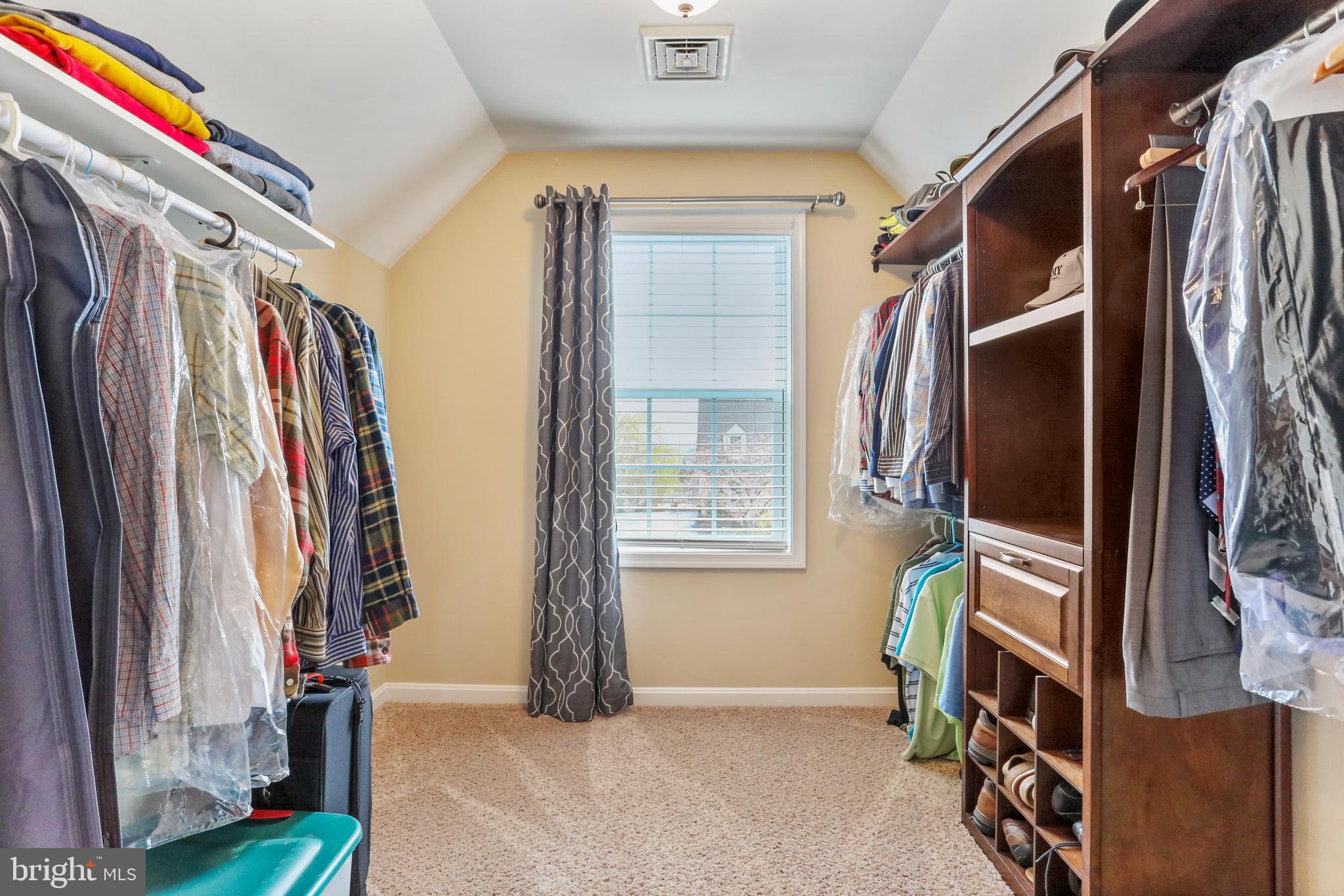 HERITAGE ESTATES - Residential