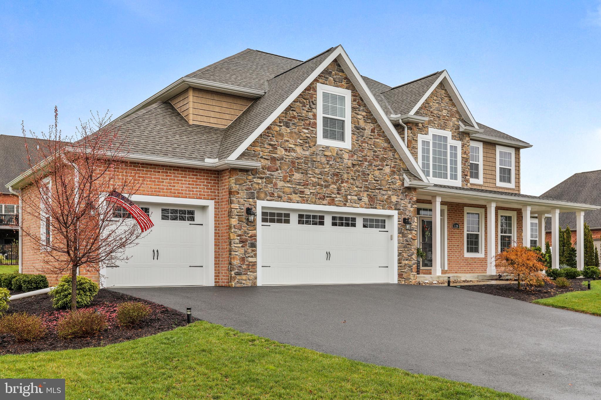 HERITAGE ESTATES - Residential