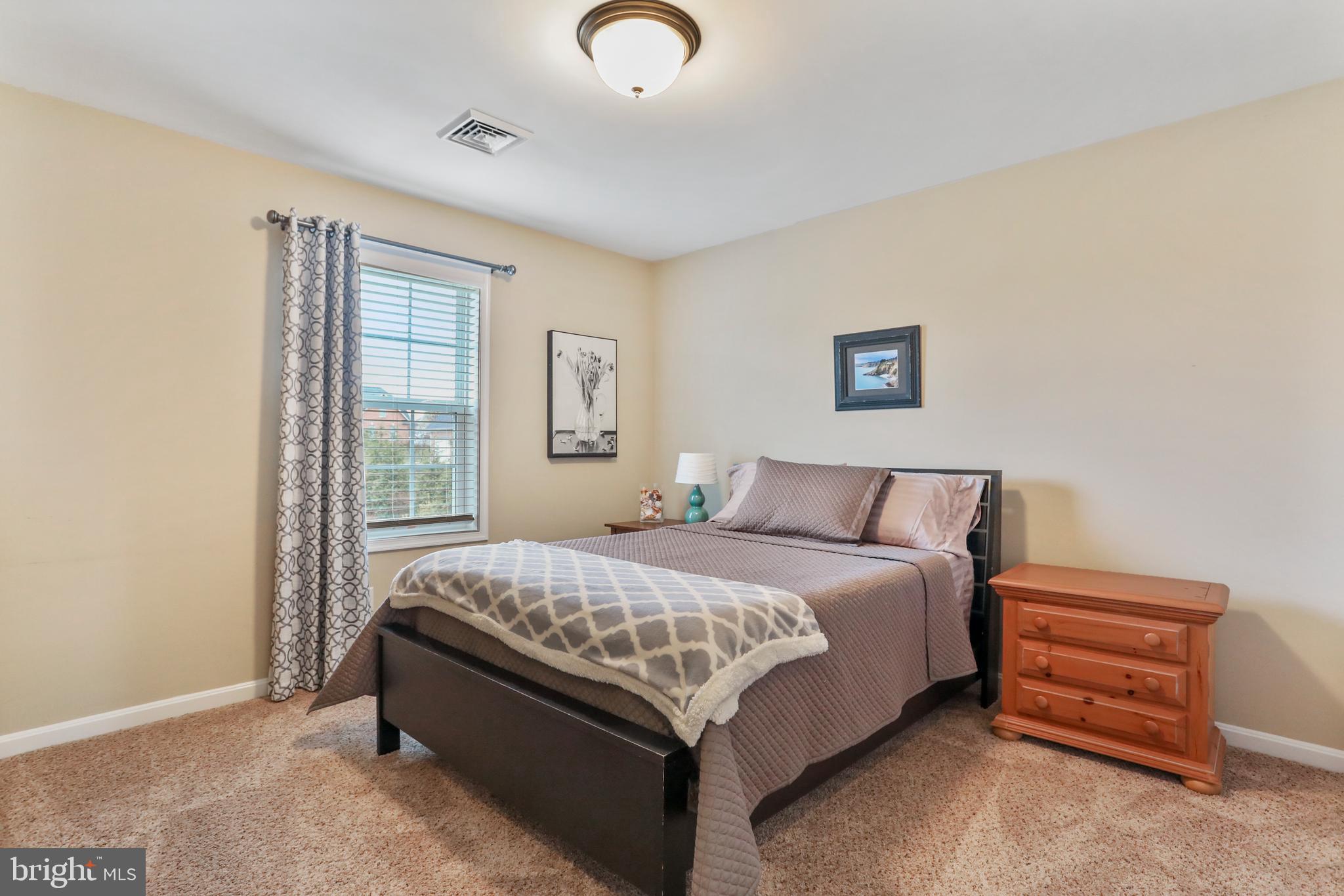 HERITAGE ESTATES - Residential