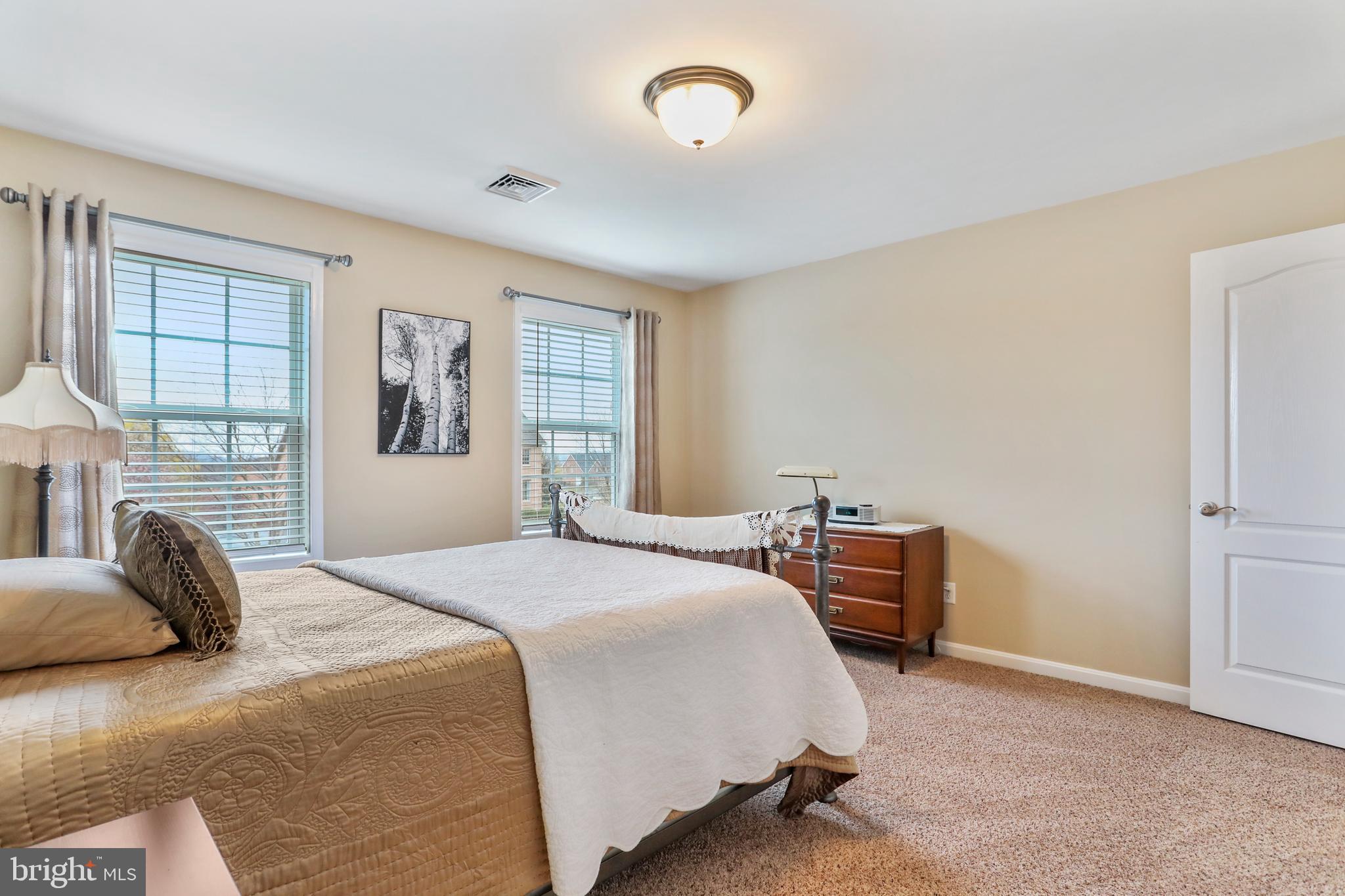 HERITAGE ESTATES - Residential