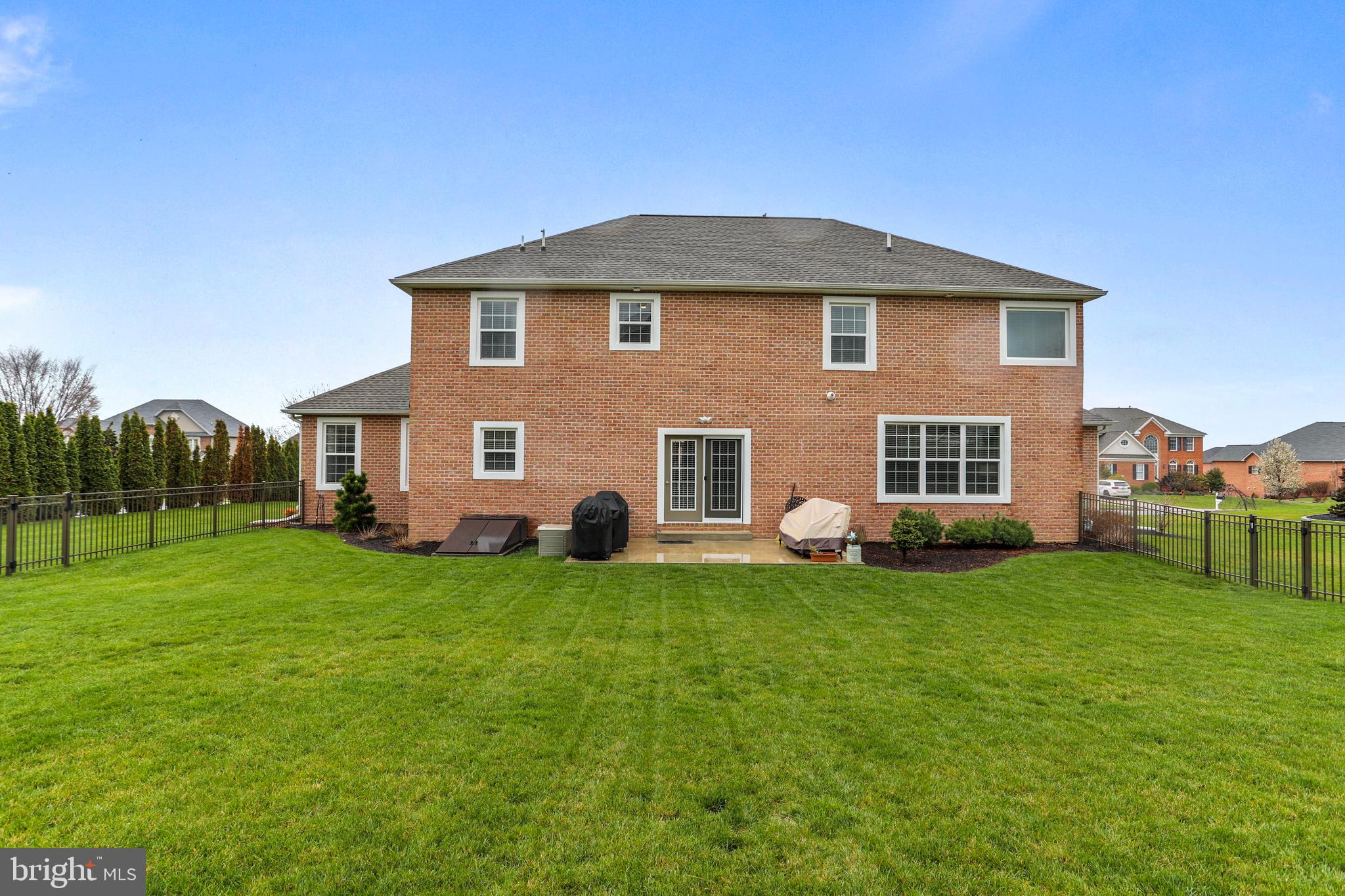 HERITAGE ESTATES - Residential